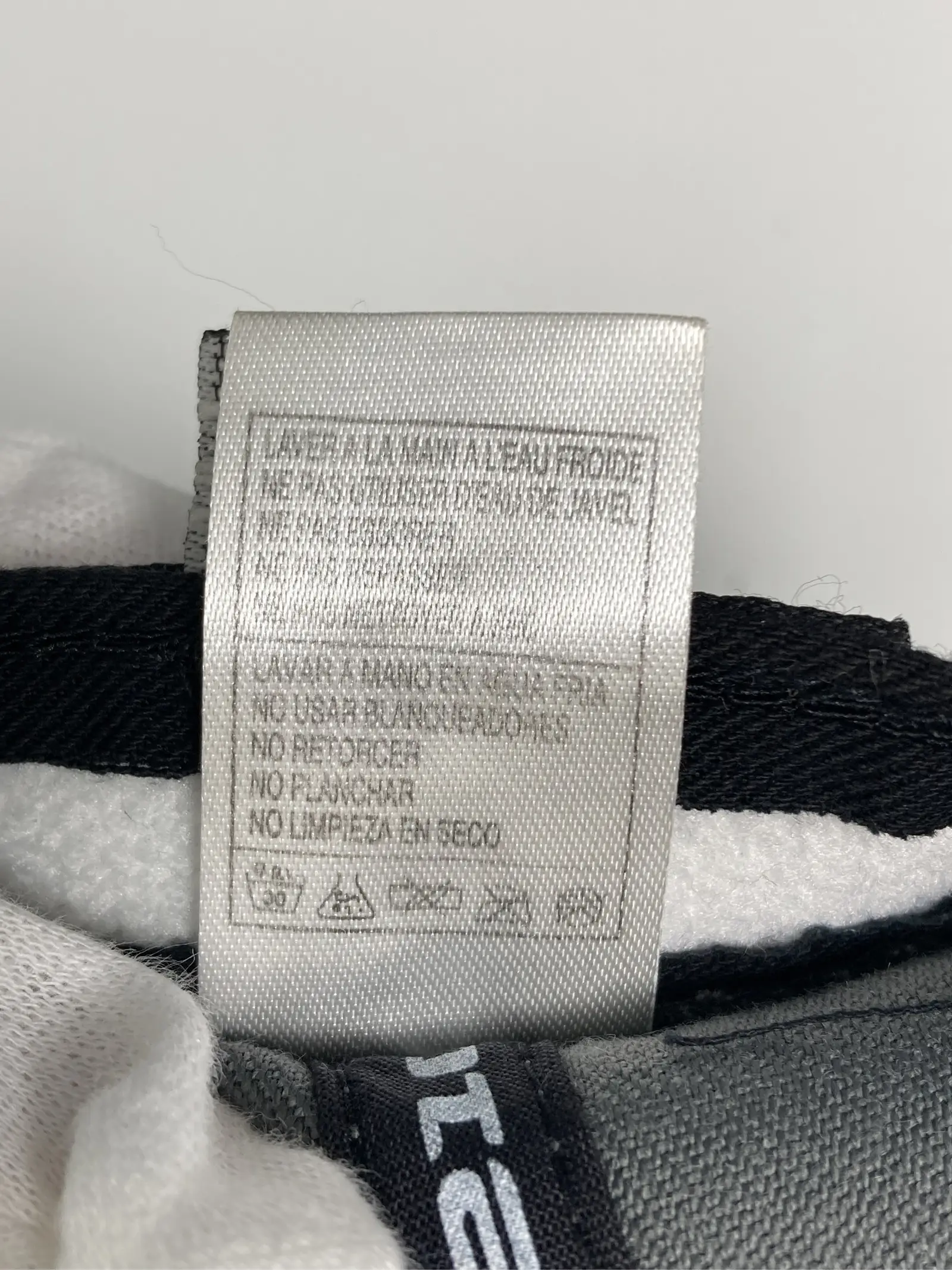 https://r2-worker.digdig.jp/product/4e4efe27-e5d3-4bcc-8f21-655793dc9db5/5c5fa283-3ca6-4f28-b8d2-c69d5ff92b34