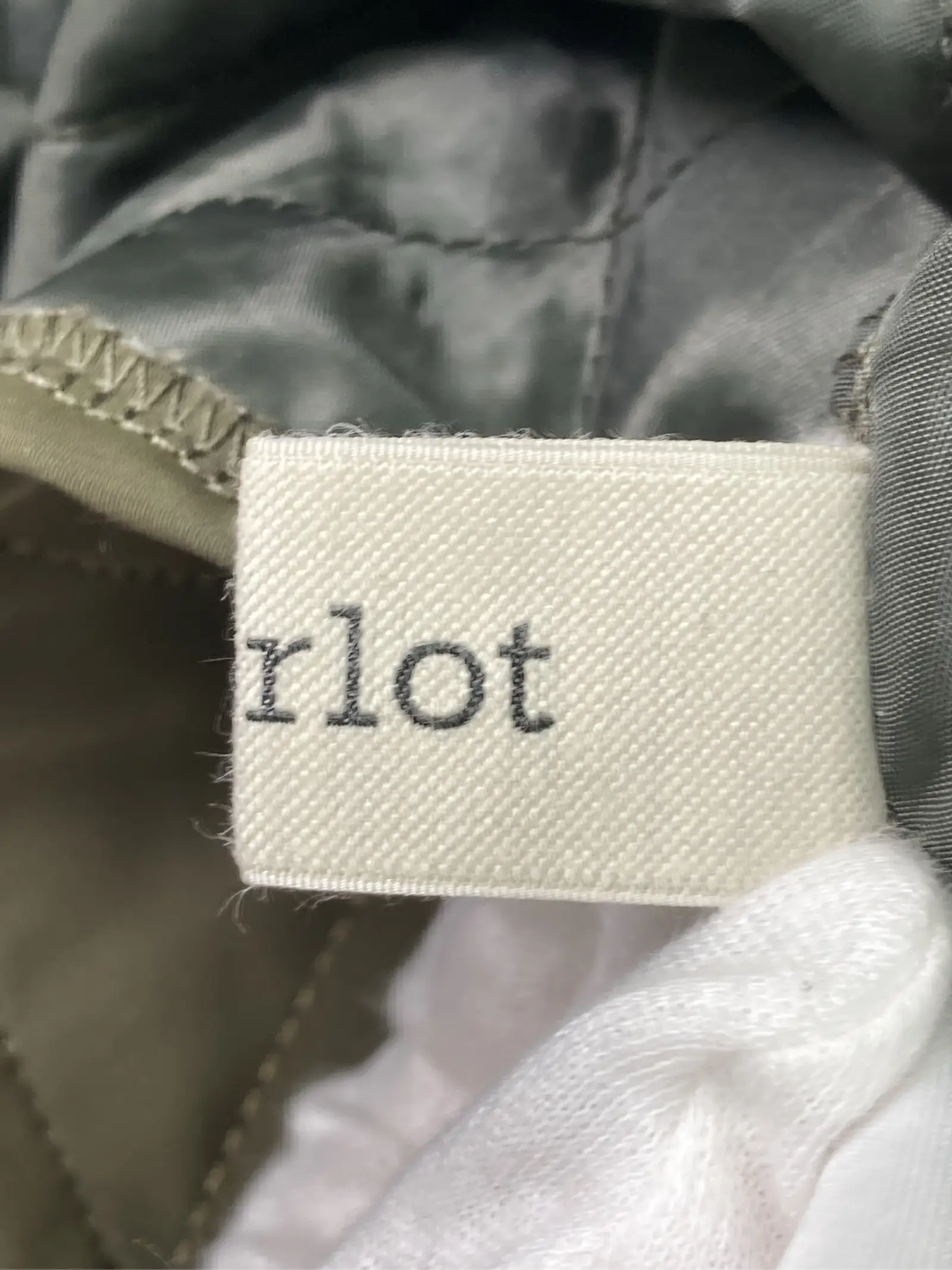 https://r2-worker.digdig.jp/product/4e4eff01-1a80-42d6-b7ad-c1df9679e2c8/6c0a4ac0-7022-4ba8-ad06-8faac63624b9