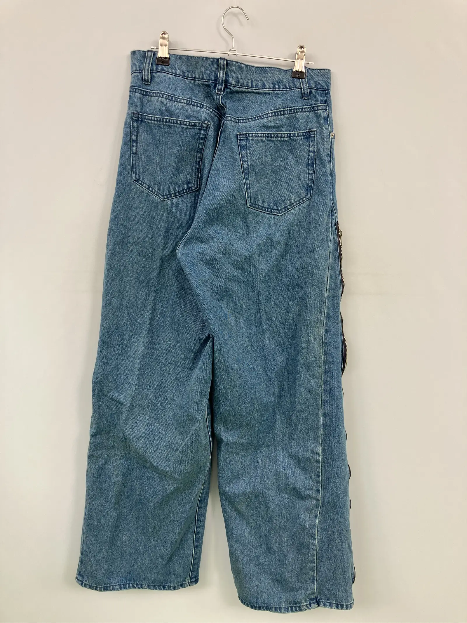 https://r2-worker.digdig.jp/product/4e9a8616-3f66-407a-a51f-bca1571cbe95/17de1dee-3345-4525-99d8-00fc7223a66f