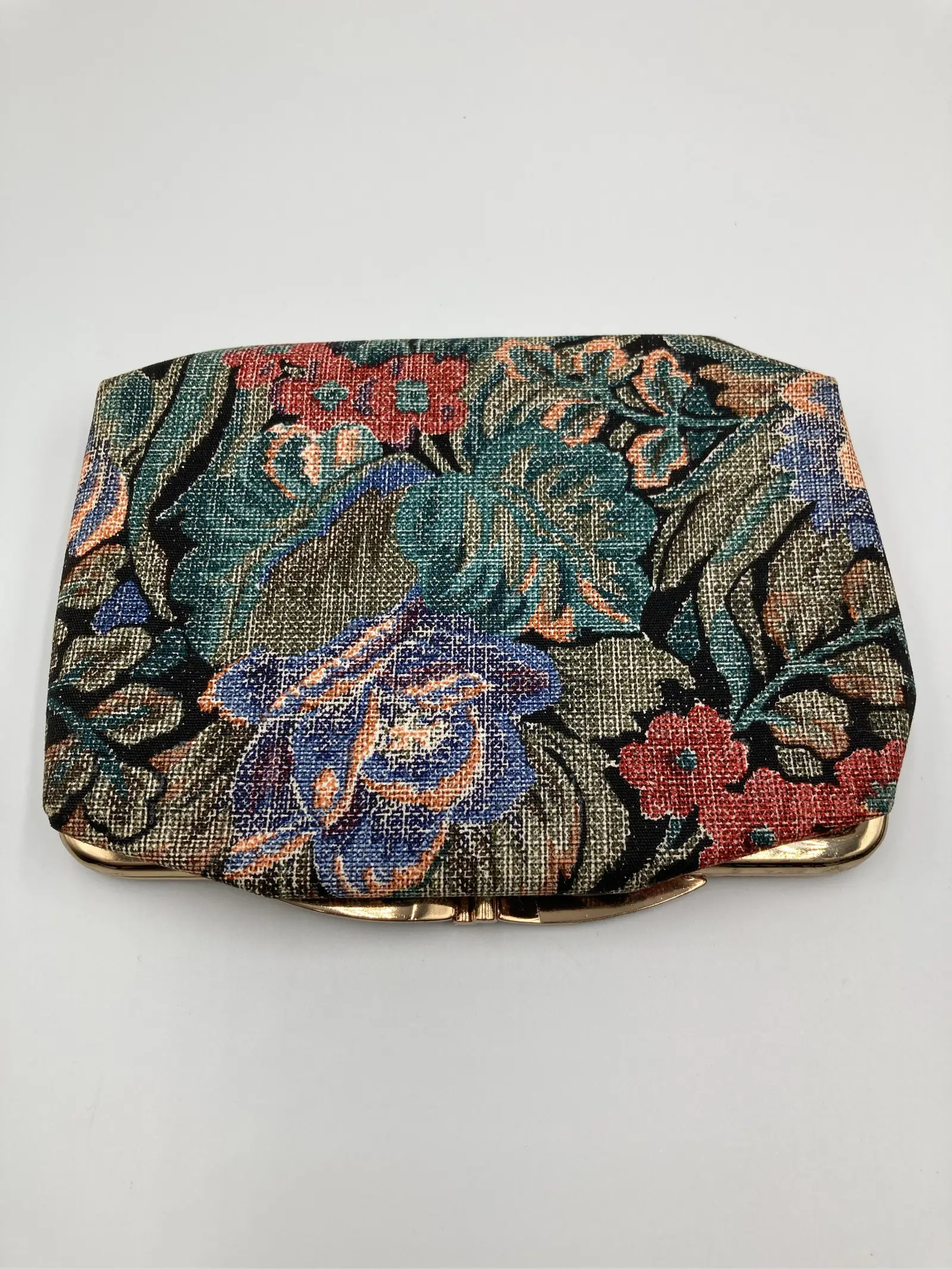 https://r2-worker.digdig.jp/product/4ebe2d47-abca-4e8b-808d-c3c79606c2f9/ee2c8a5f-2065-44ac-a72a-43a812dae6d1