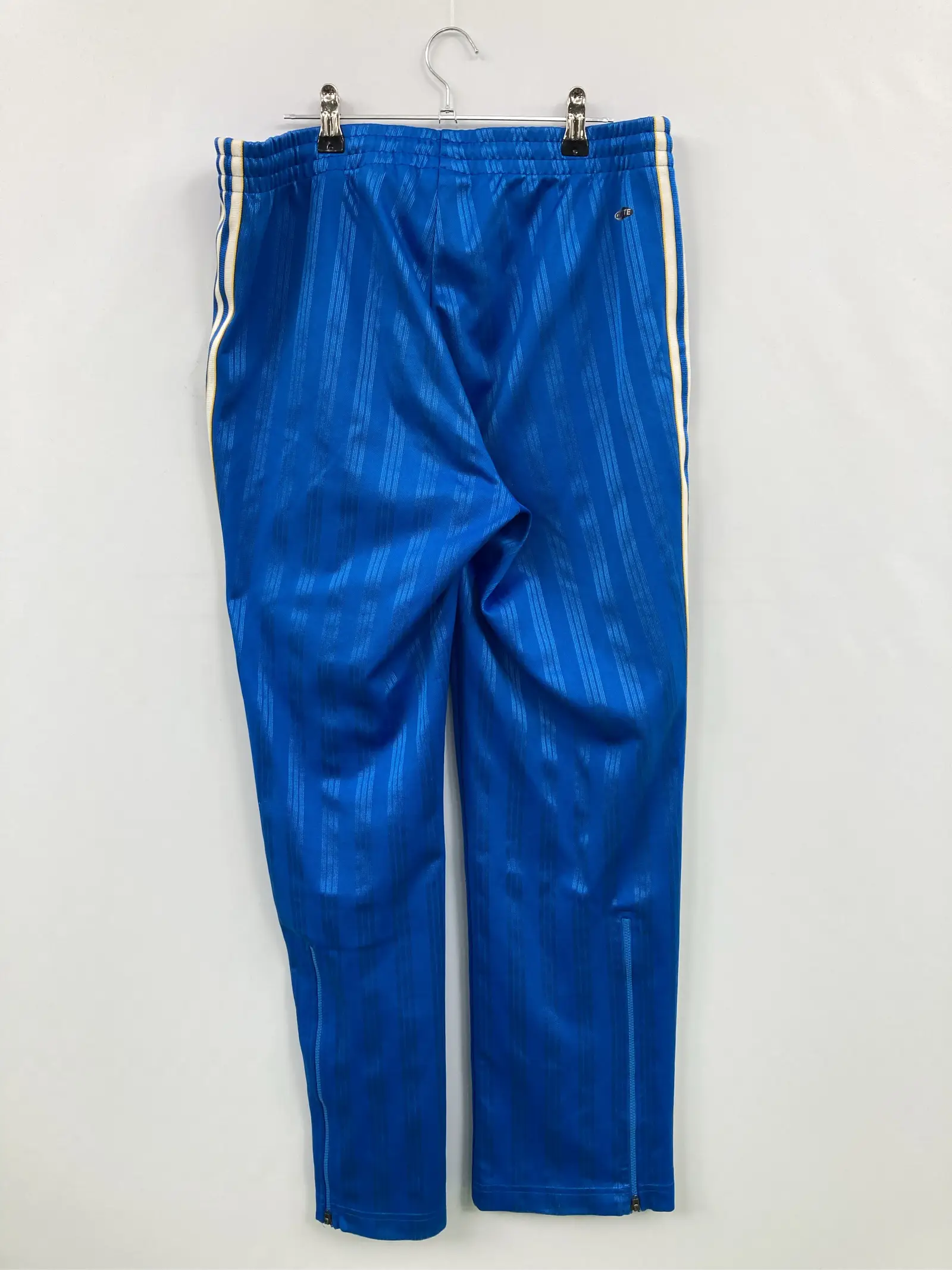 https://r2-worker.digdig.jp/product/4edb292e-d348-486a-9deb-f88d1b1c0381/69994b0e-9232-4198-b714-945ae43dcf24