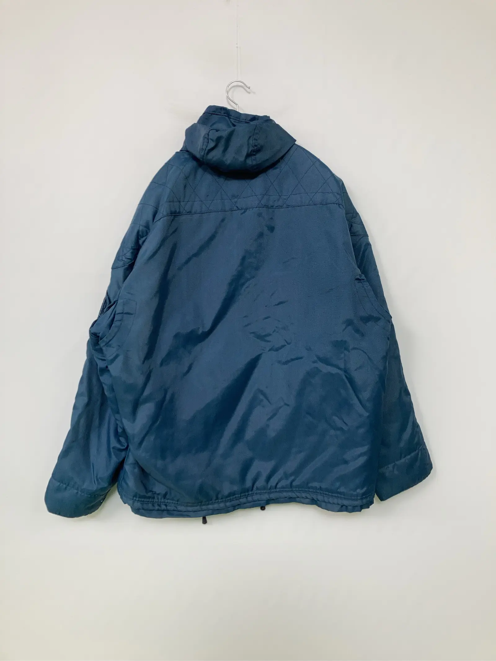 https://r2-worker.digdig.jp/product/4f0f54ba-e19f-4990-8d3d-7530b782d209/0e4ed176-e69d-477f-abfa-a14745869ca6