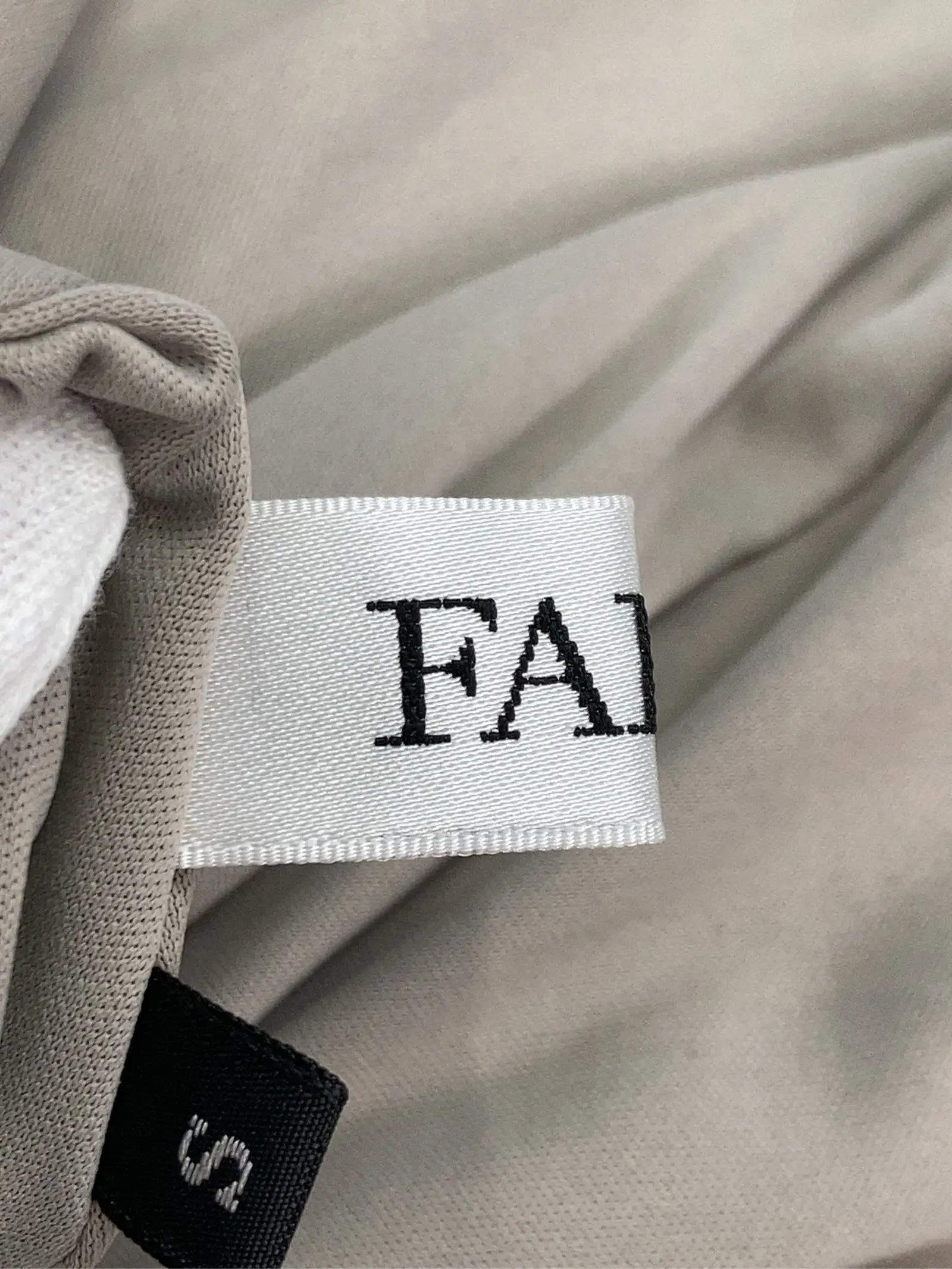 https://r2-worker.digdig.jp/product/4f36bb9f-38a2-4b24-b14f-fd5cd91f57b3/0e23c85e-68f3-47fb-b4a3-979c11616e98