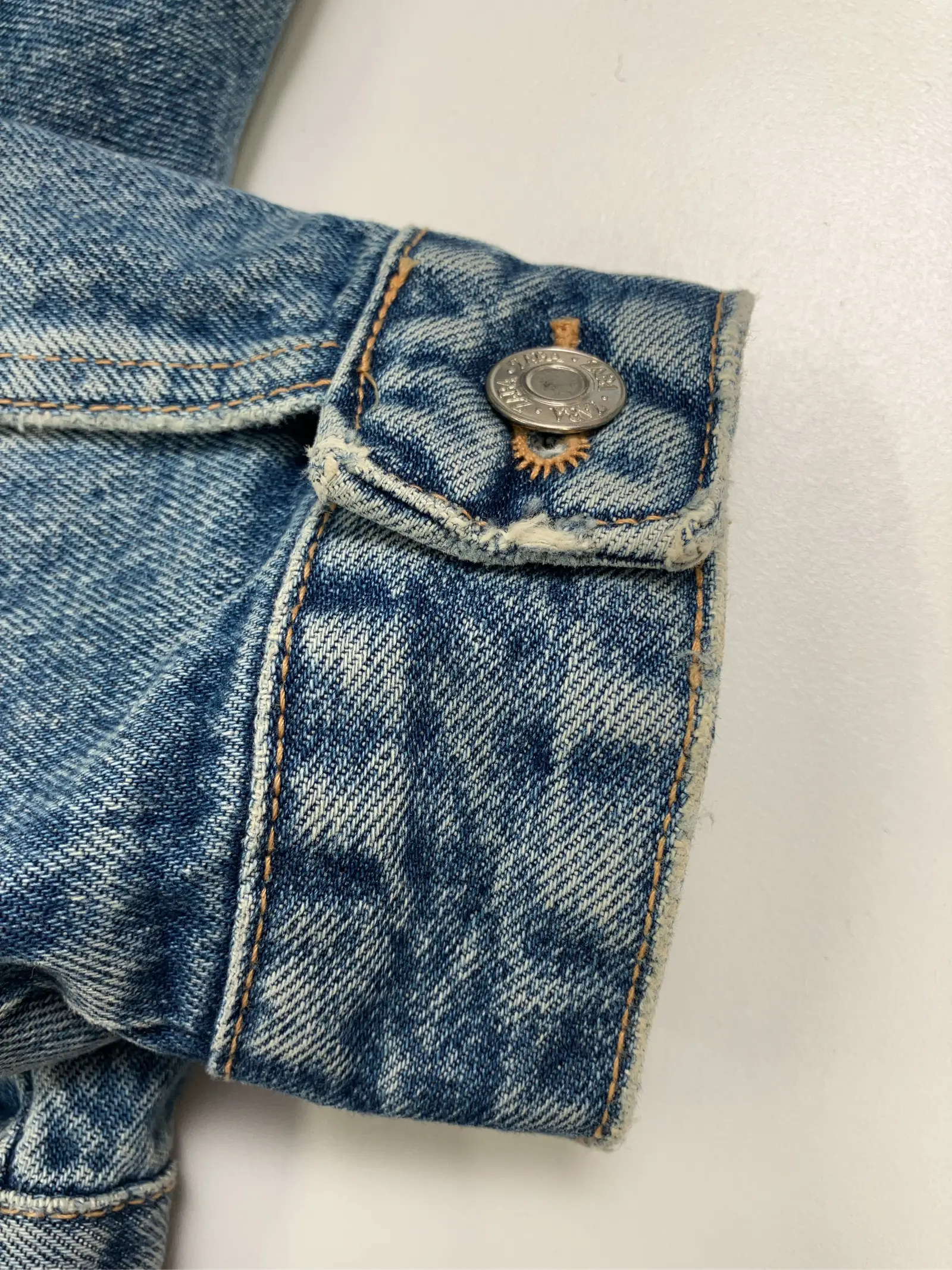 https://r2-worker.digdig.jp/product/4fbf845f-f362-4c63-97b2-c1ffa9431d54/5d2d50da-788c-4778-8b9d-5f4f5553275a