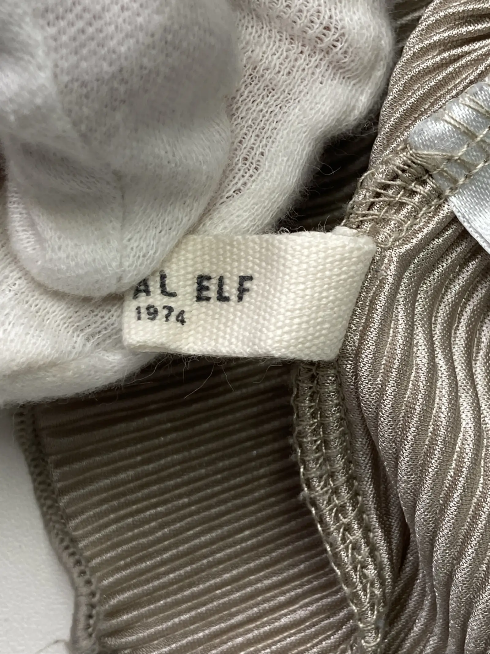 https://r2-worker.digdig.jp/product/50507021-efb1-4dbe-a46d-0afb9d635af1/1c3e6e71-cf39-42fb-9b17-a70d657ffb4f