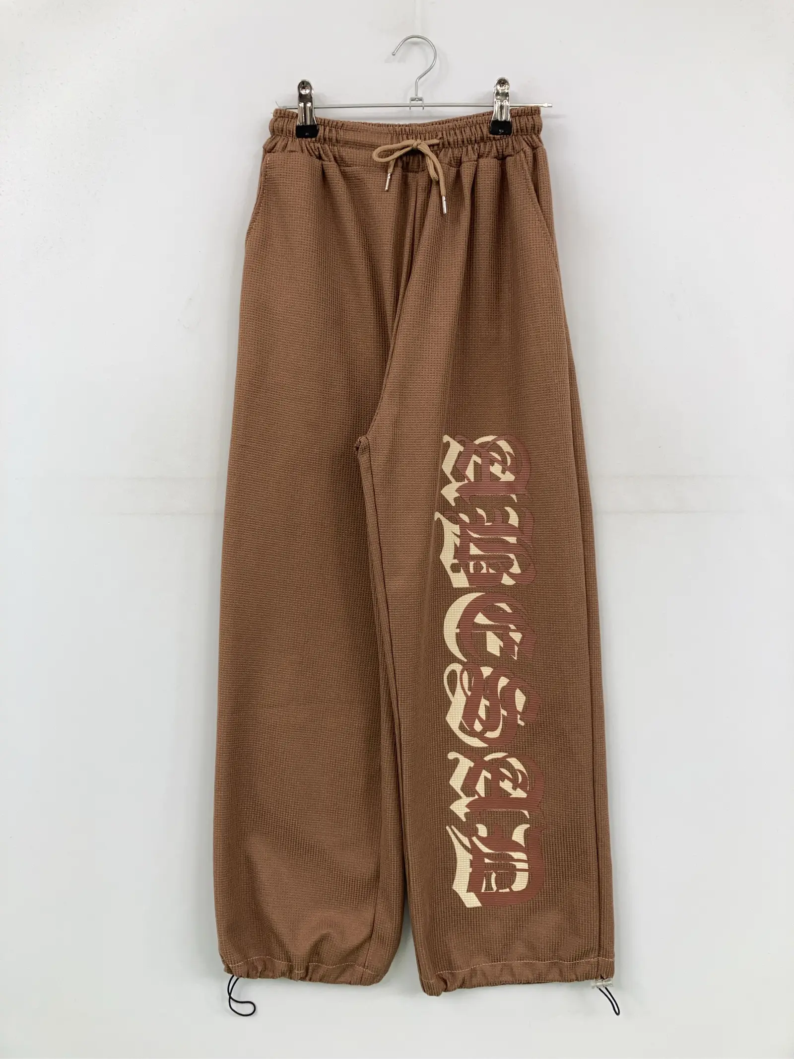 https://r2-worker.digdig.jp/product/50769468-25ec-4d12-a3cd-a486c44eda93/f58e058d-1cc0-4b57-abfc-73c42975deeb