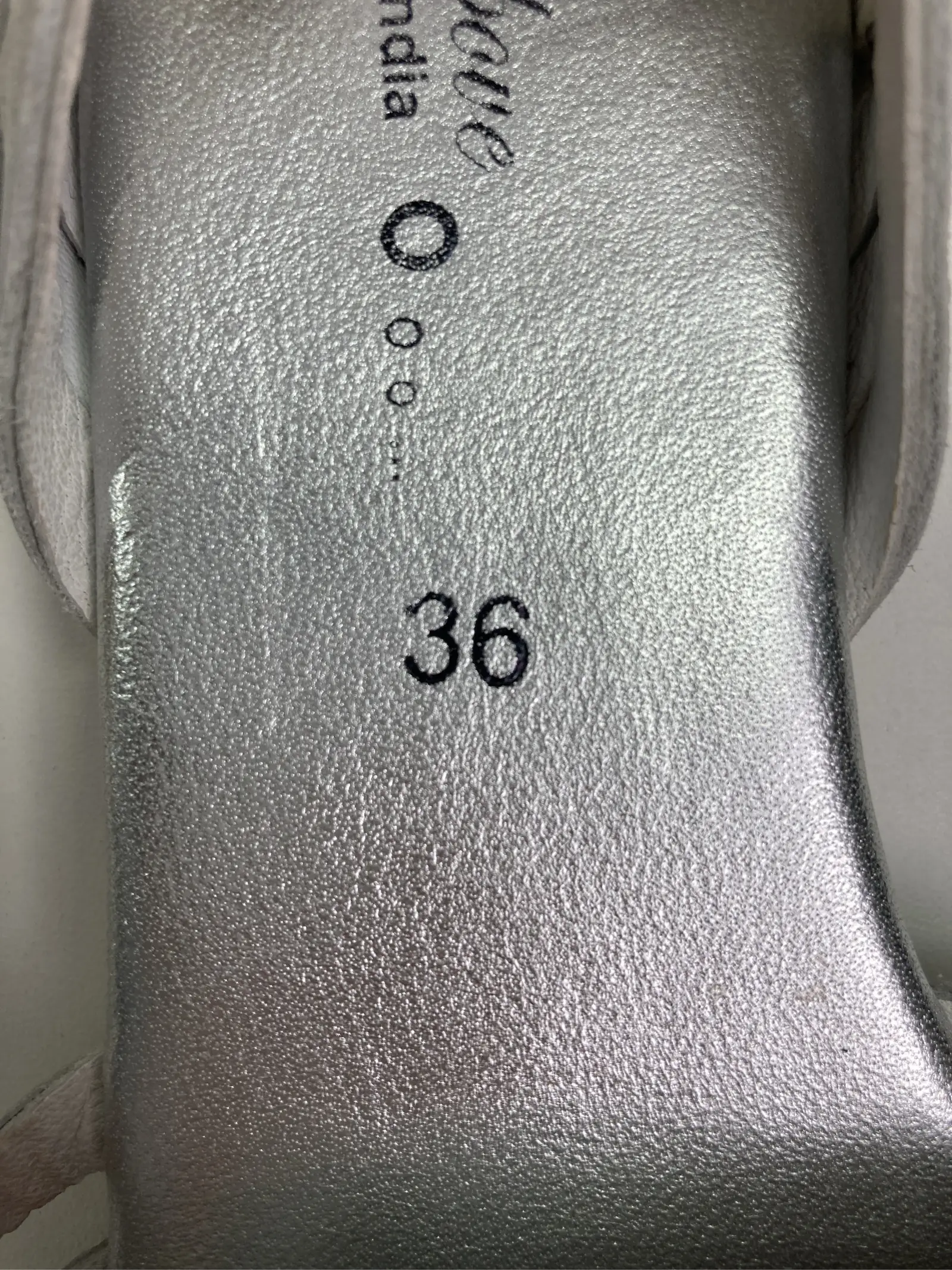 https://r2-worker.digdig.jp/product/50d2070b-9603-4969-a382-7e8cfb670668/afc14282-0b4d-4e37-be63-729edc4f4f4c