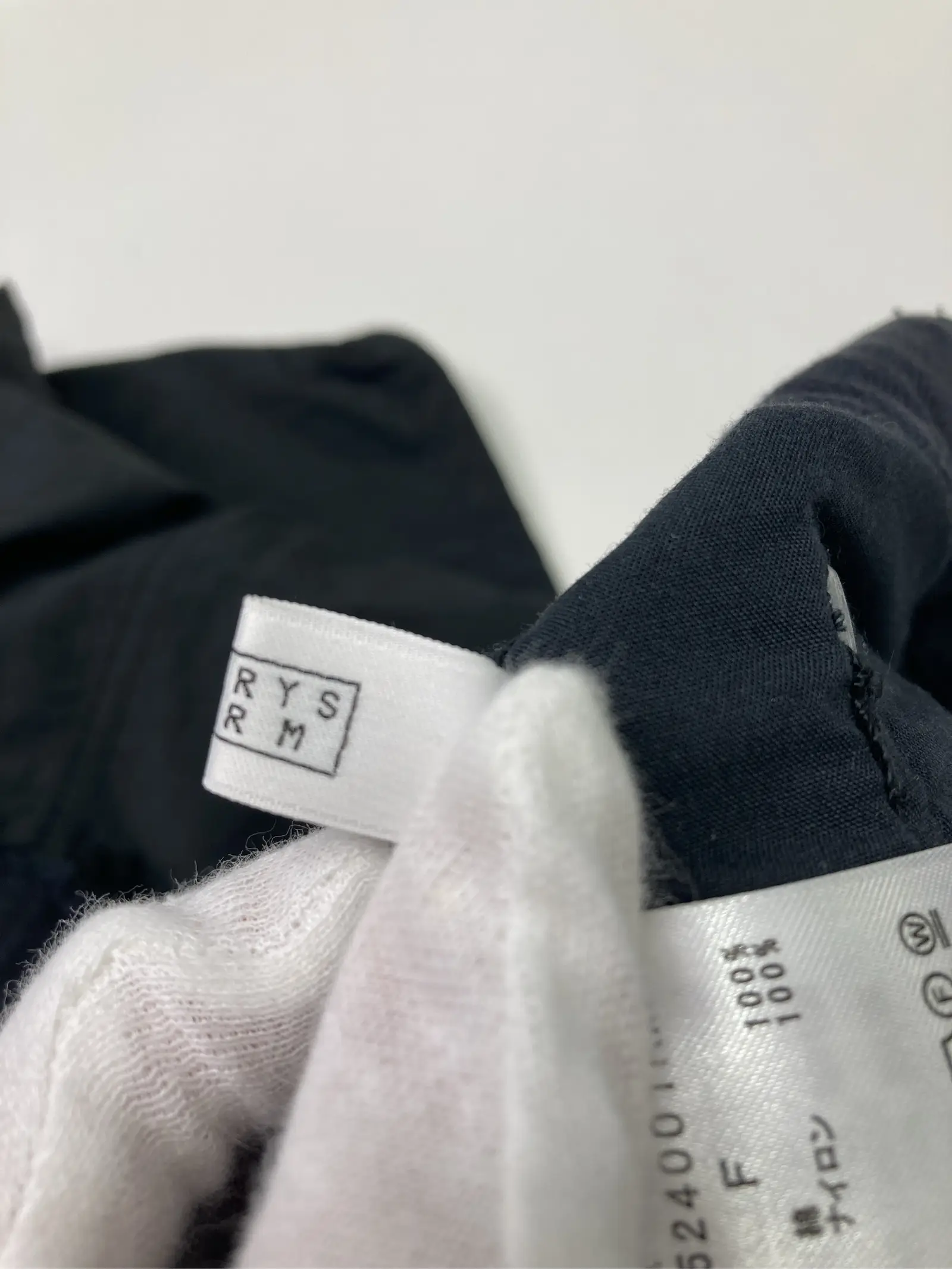 https://r2-worker.digdig.jp/product/514242d9-6282-4a80-8312-db292bf6d05d/3bcd759d-22d9-4c37-baa6-54ce47ce186d