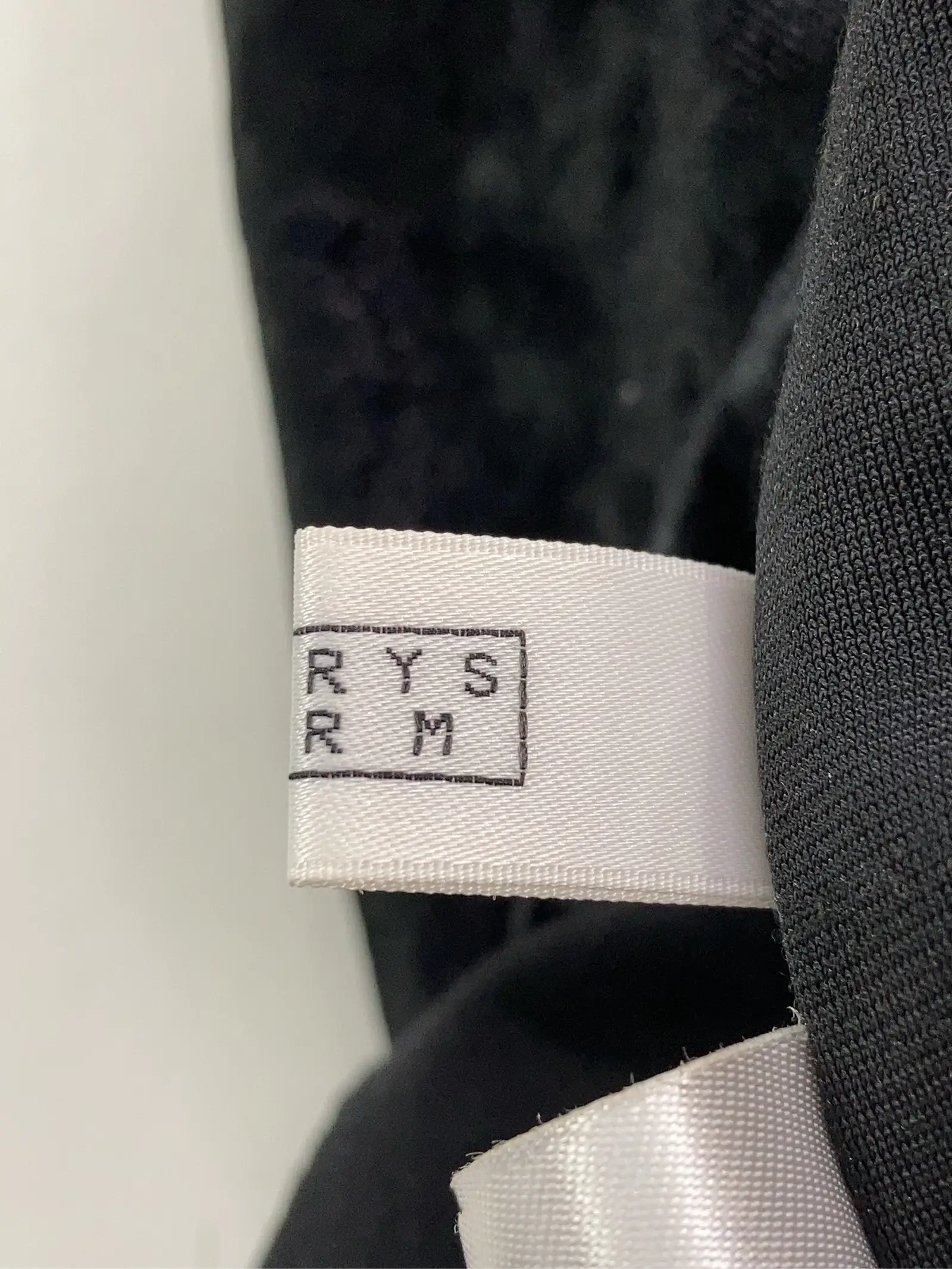 https://r2-worker.digdig.jp/product/515c1da0-4a9a-46fa-8bed-1b484d589e98/d6752112-d40e-4e00-a66f-56c8865e503c
