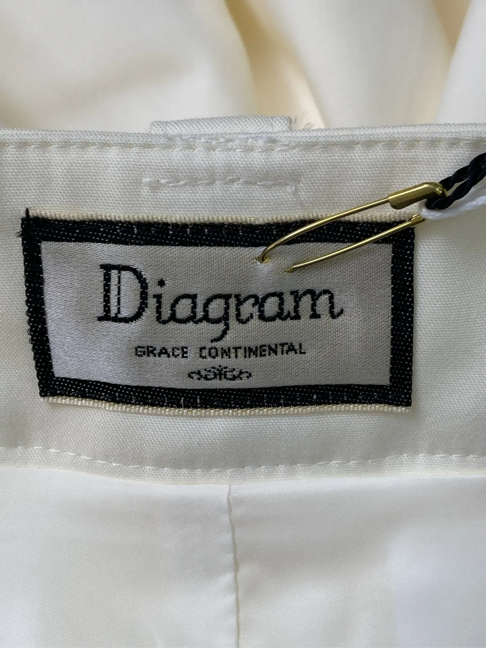 https://r2-worker.digdig.jp/product/520b4139-1ddd-4841-9900-da128421184e/0504201f-5c36-460f-9f7a-b5574abcfc60