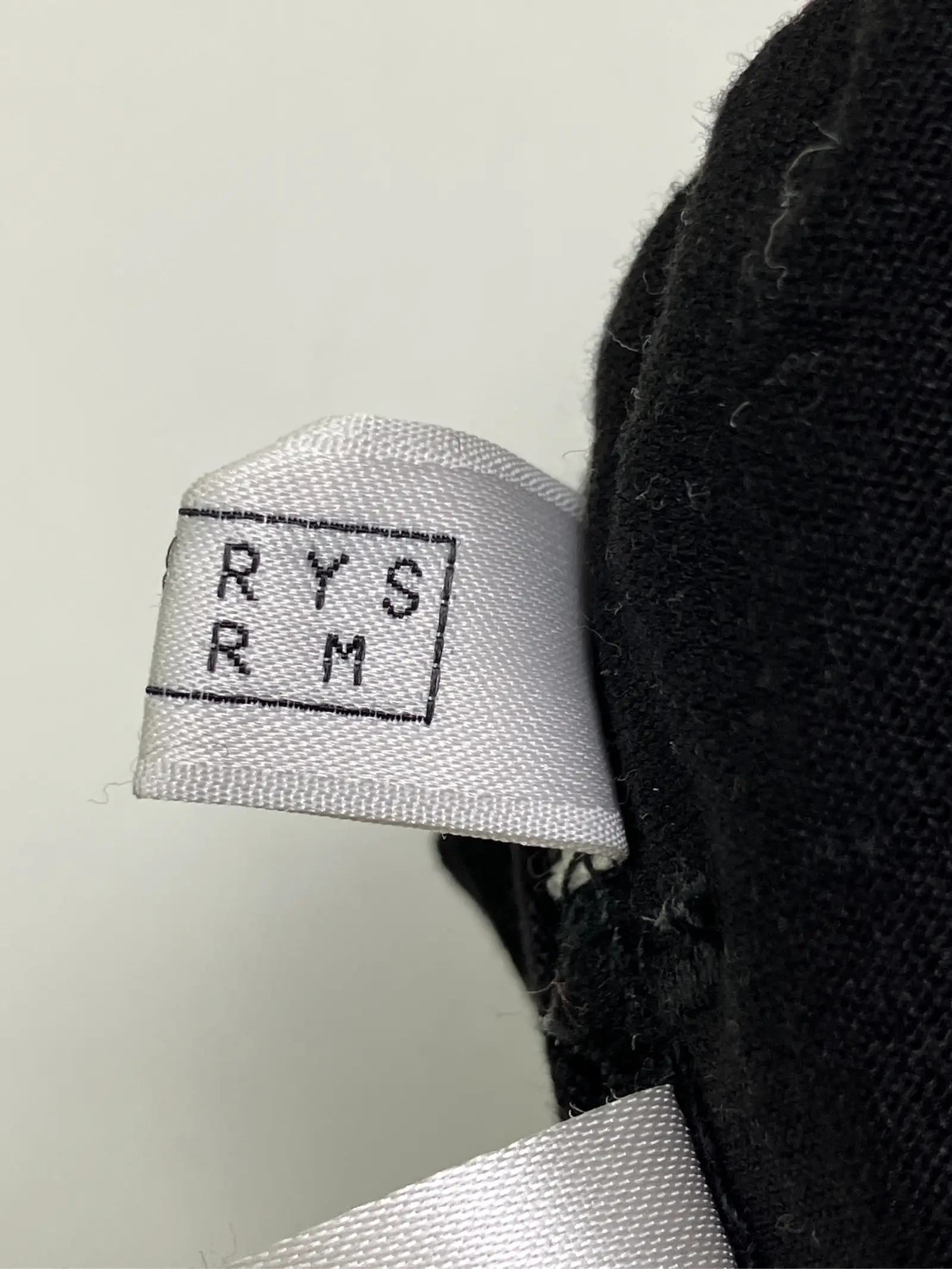 https://r2-worker.digdig.jp/product/5238e92e-dd63-4a9a-9cf0-b1f4dd6215b6/5922b563-2d13-46d2-a82b-435c8970f6b6