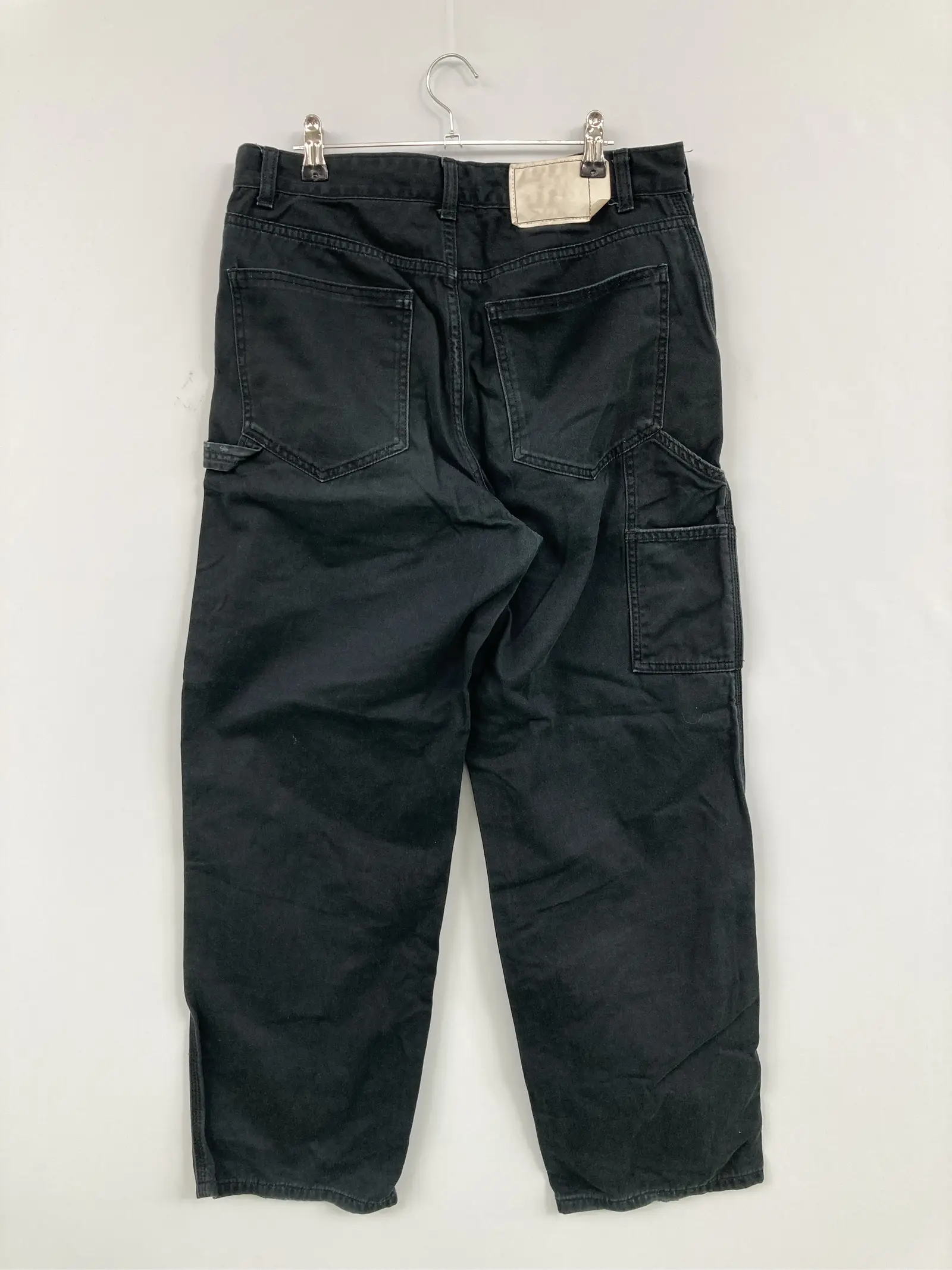 https://r2-worker.digdig.jp/product/52419f8c-78dc-4fa0-b097-e1c299b81c55/4f771bbd-3775-47b2-a23e-259278e76e4b