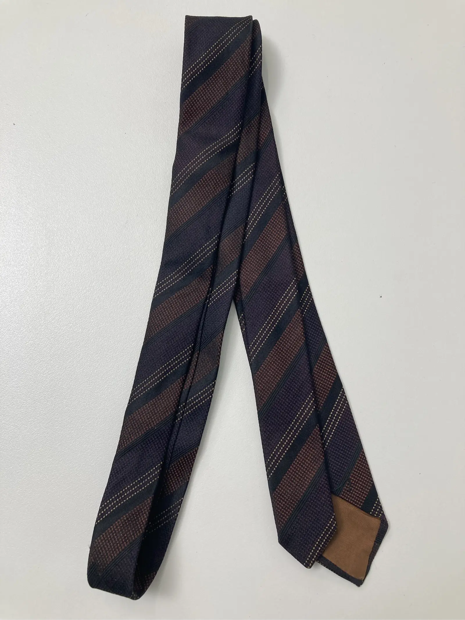 https://r2-worker.digdig.jp/product/5265822f-7e3e-4326-9410-32476bf5197a/ab3dba8a-59b4-433f-bf95-cf8f31a52b87