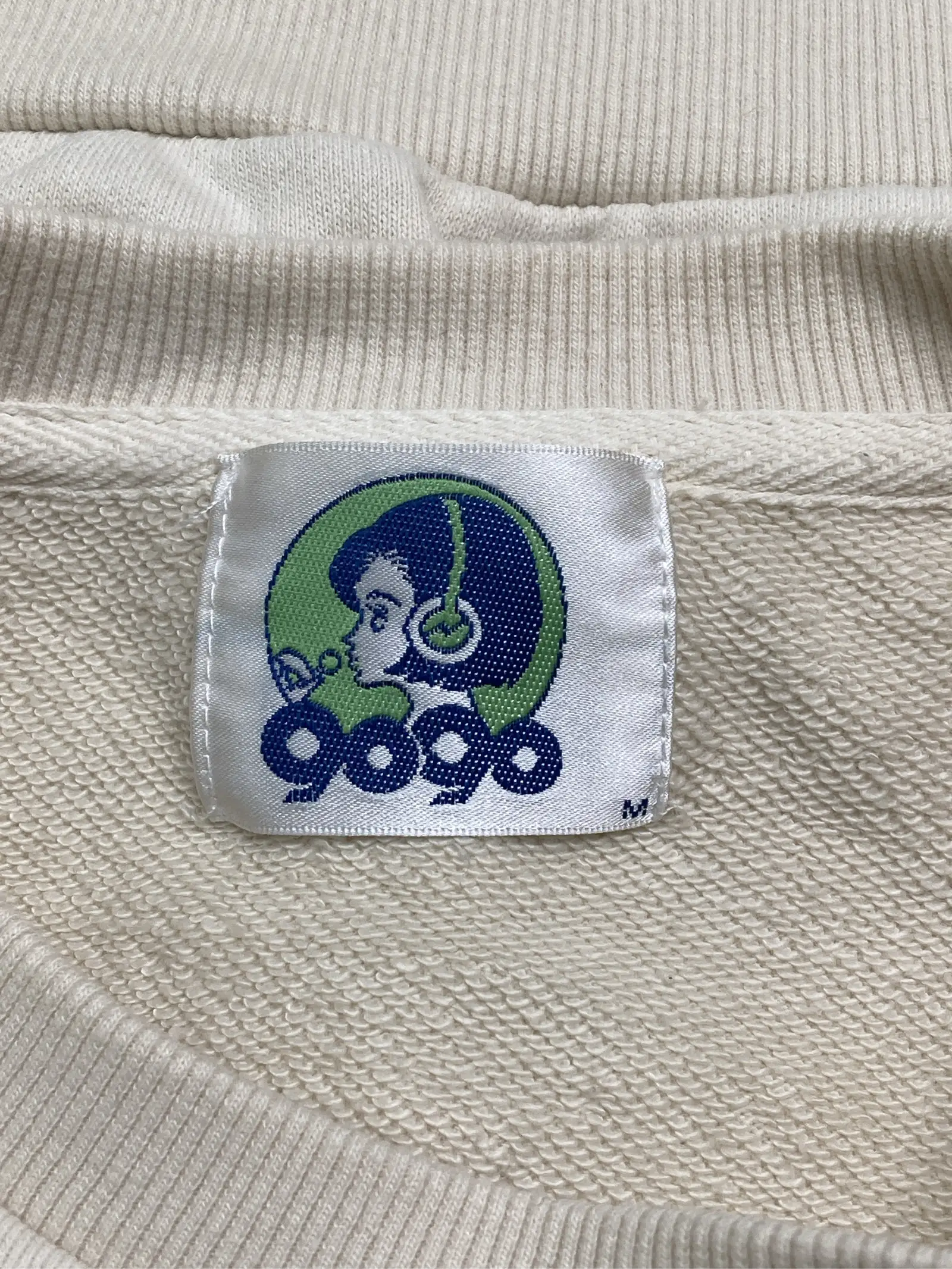 https://r2-worker.digdig.jp/product/52d379a9-467a-4467-8e5f-2828008500eb/04635934-a8c7-4257-8131-d68bca0414ec