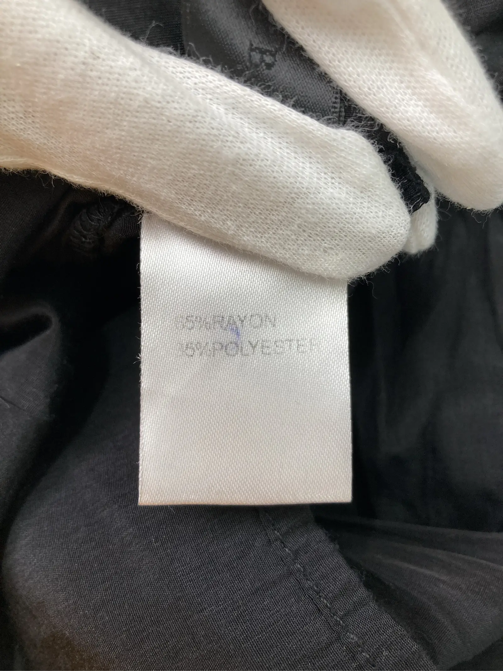 https://r2-worker.digdig.jp/product/53002ef7-43de-481a-9af7-4e9822632562/8796e74f-5fa3-47de-840c-fb51955c68ec