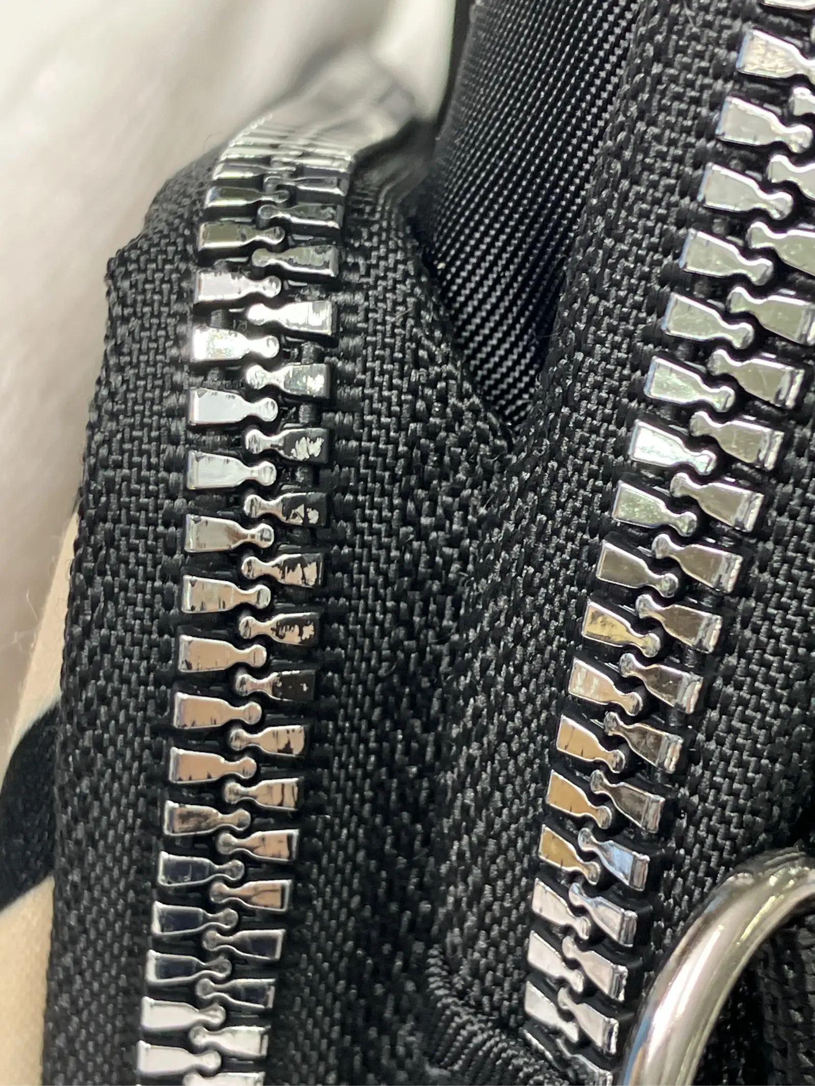 https://r2-worker.digdig.jp/product/53ad4466-91e1-415d-87b1-30b081e129d0/7f257086-30f2-4e6e-b7e2-8d8833dbab23