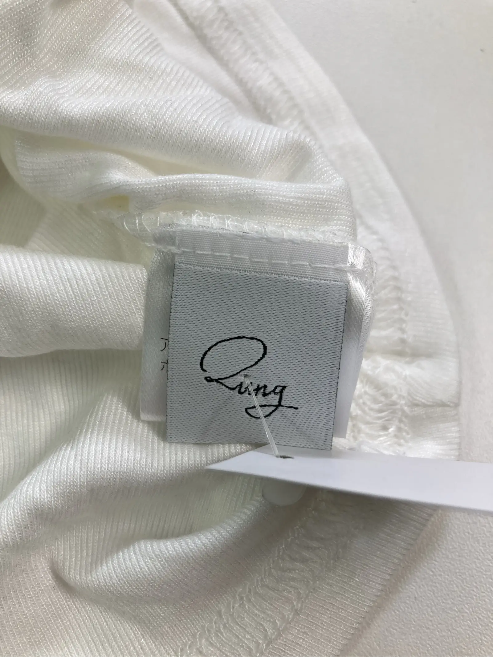 https://r2-worker.digdig.jp/product/54087a03-ef35-4de9-9752-b5fab44186a1/8ba205b4-0394-463a-9198-2676bc737a8a