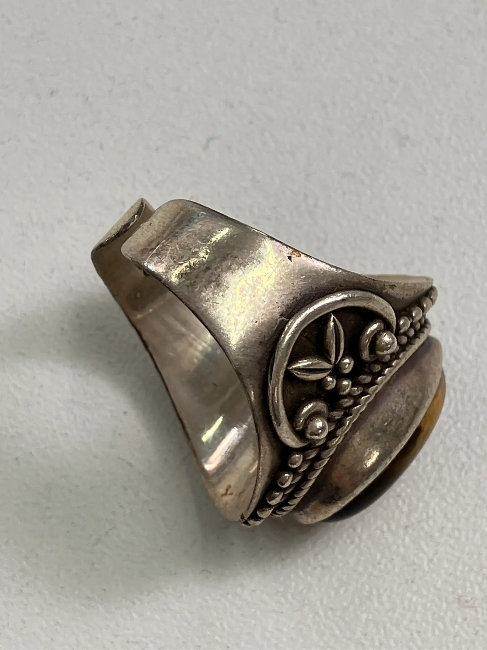 https://r2-worker.digdig.jp/product/5418e4b9-e05a-4817-abb0-bf9b928815d2/83b37670-f1eb-420d-8337-81c9566be7ff