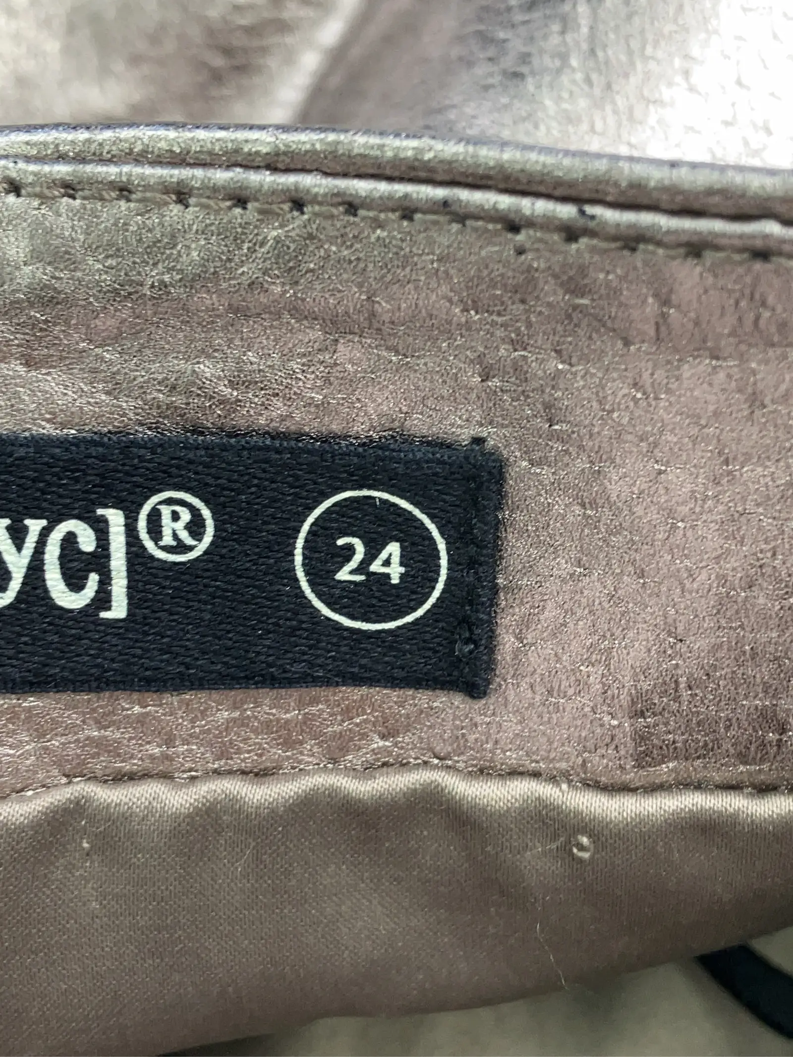 https://r2-worker.digdig.jp/product/54413c75-f229-43f2-93ff-15de78a368a8/0f41a146-f039-4776-821a-21323d285c57