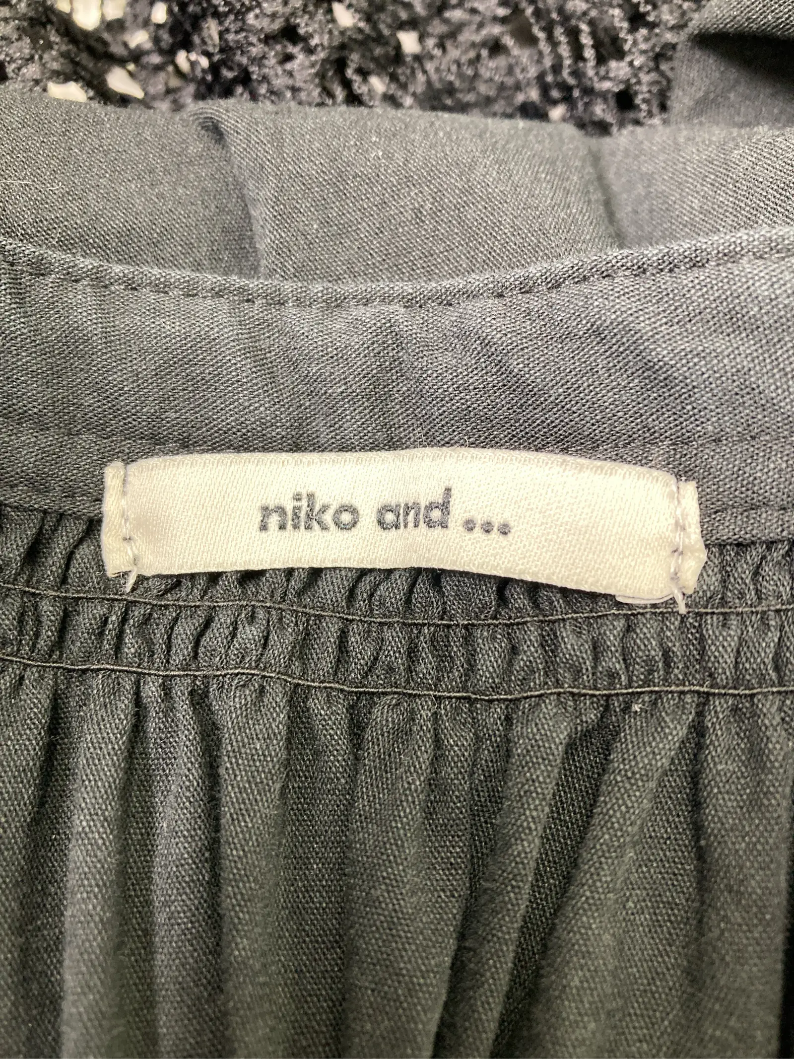 https://r2-worker.digdig.jp/product/5460dff2-d2f3-4a3d-805f-a823c2a60f58/dc76d182-0790-415f-a51d-e930fc728d85