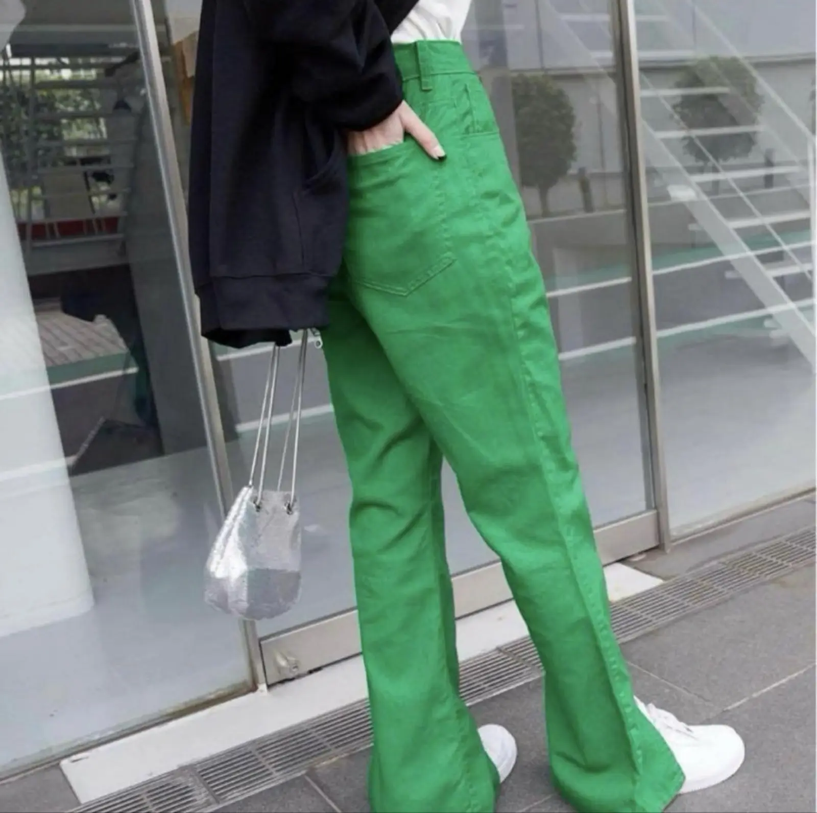 https://r2-worker.digdig.jp/product/5548d056-e155-479a-b1bc-cf9ac98b22ab/a018e680-2072-4e5e-b352-576ee49587d5