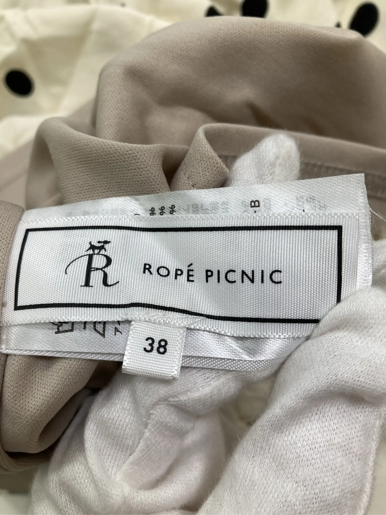 https://r2-worker.digdig.jp/product/55529874-5871-4d25-8ac8-119f5a731ce3/e42624de-d14b-418f-9e5f-27a4de6821da