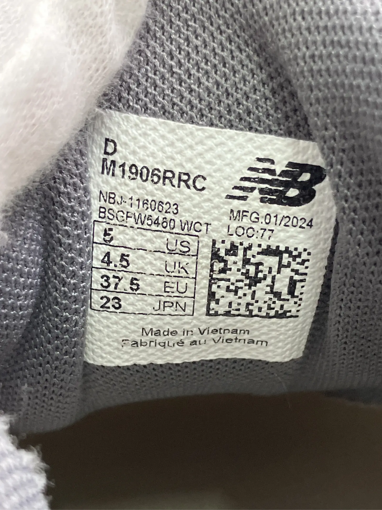 https://r2-worker.digdig.jp/product/55b522e4-52f9-41af-b172-c301662aafd4/6f3f2e13-7915-44e2-938a-d8de4a32dc60
