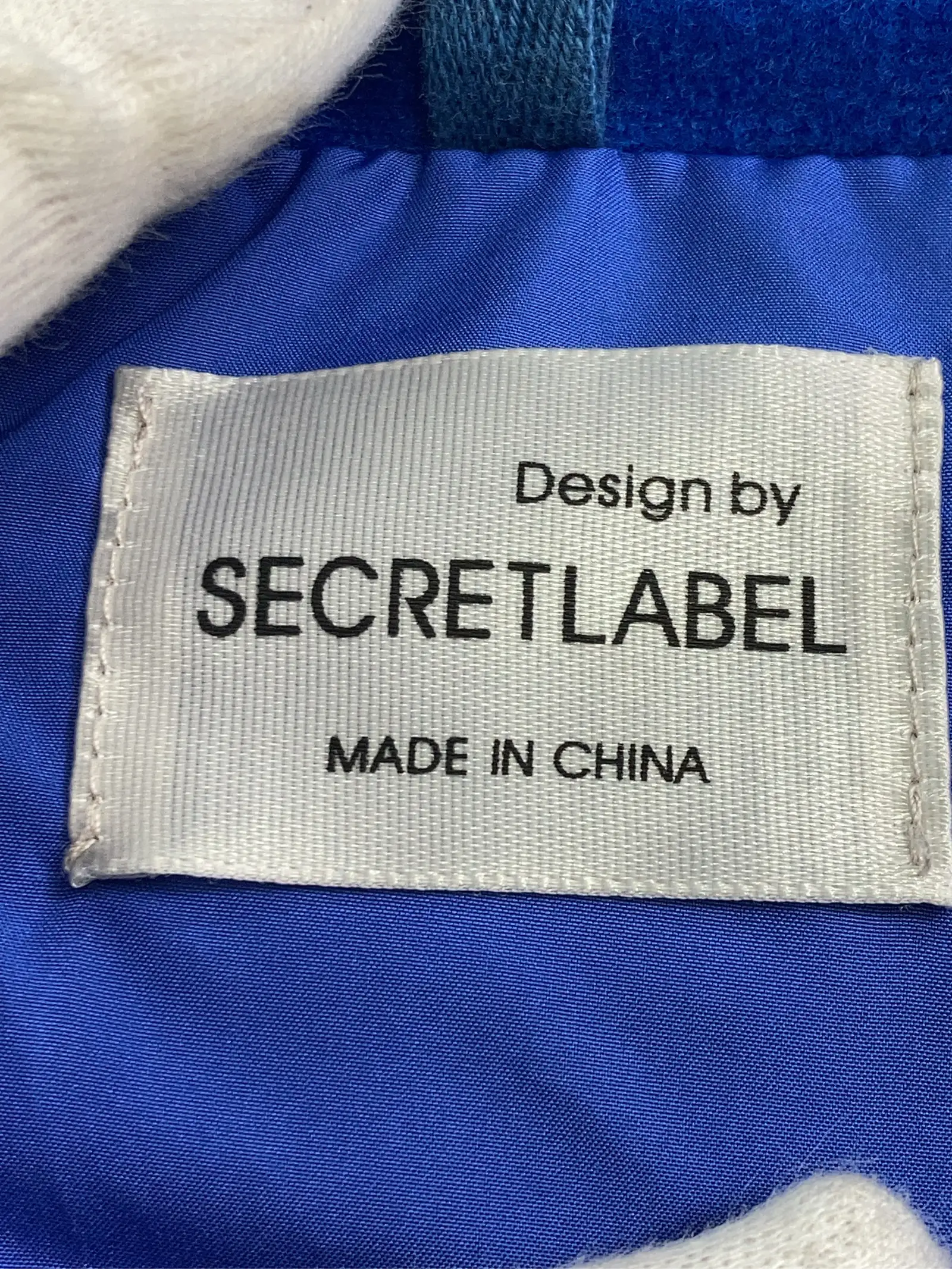 https://r2-worker.digdig.jp/product/55ce25eb-38b5-4a05-8992-dbc744d7ea10/6d82696d-d060-4ee2-9b7b-fb2c92b2ff07