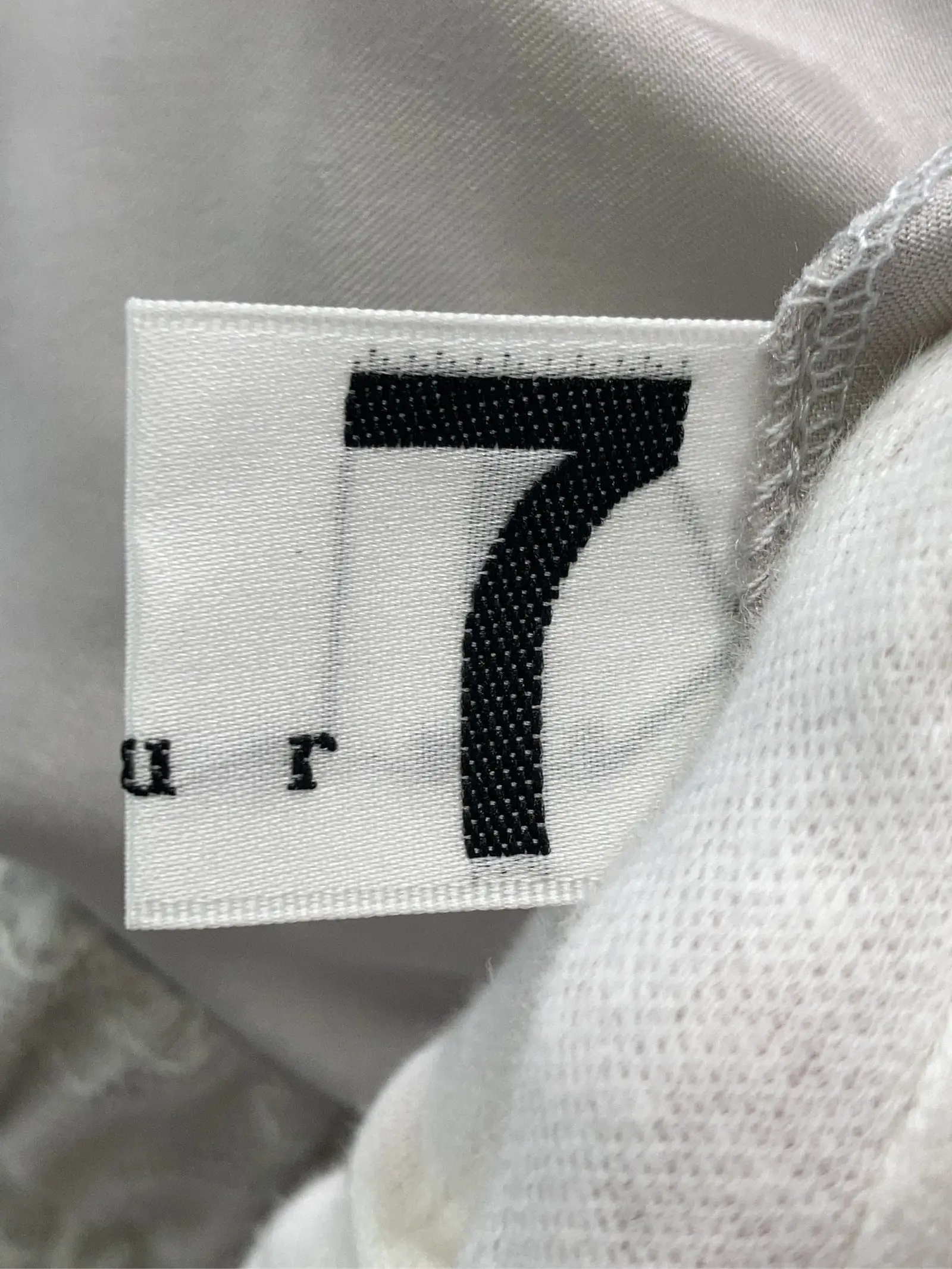 https://r2-worker.digdig.jp/product/57359798-31e9-4b1b-a9a3-e96f8a066f3f/c6d8a3f6-e2d9-4602-a44e-abdf82f1081c