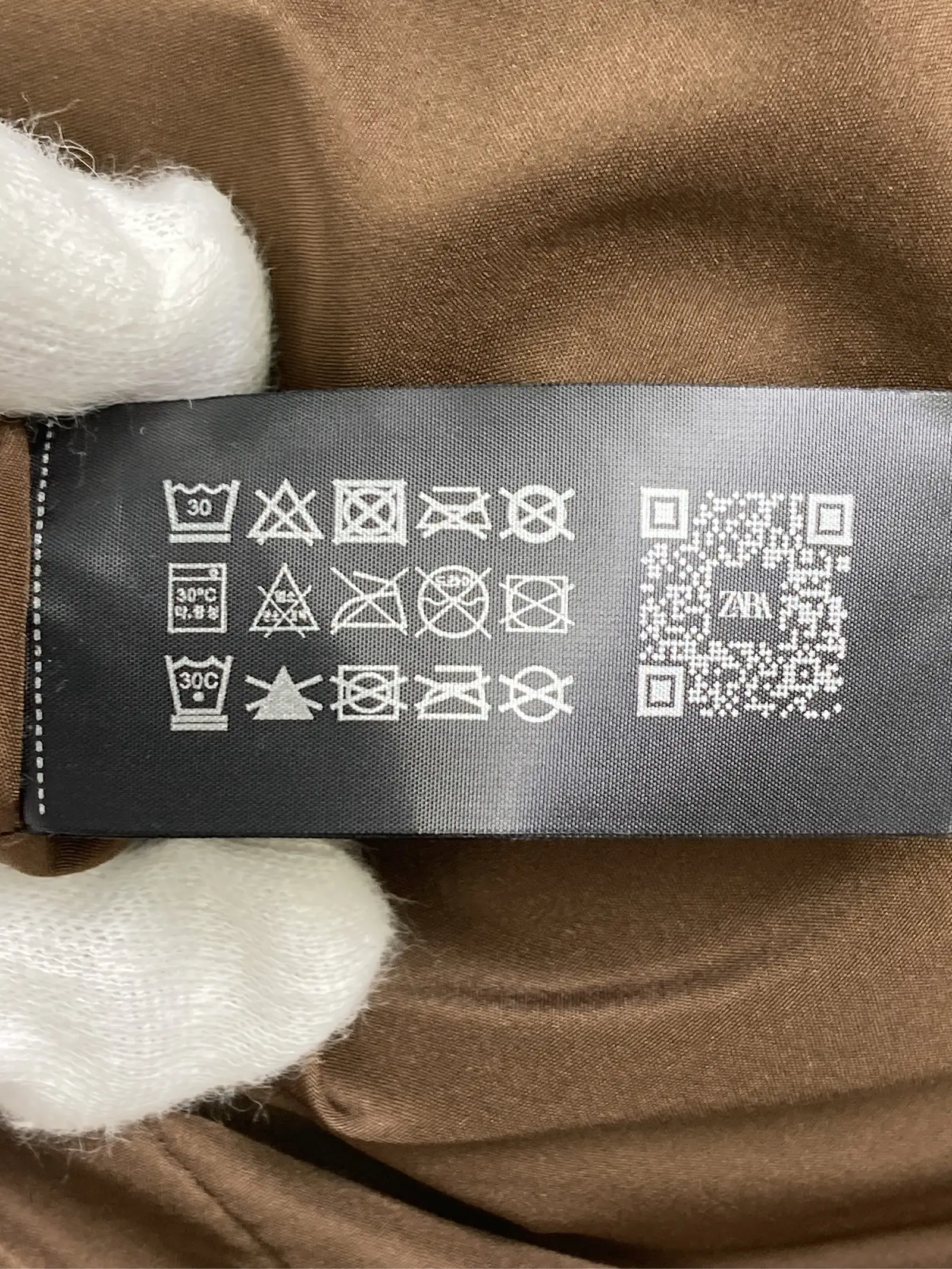 https://r2-worker.digdig.jp/product/57ae2720-221b-4976-a889-7c8a3420ea32/2ef5bbc7-dbab-4315-af93-211909d761ff