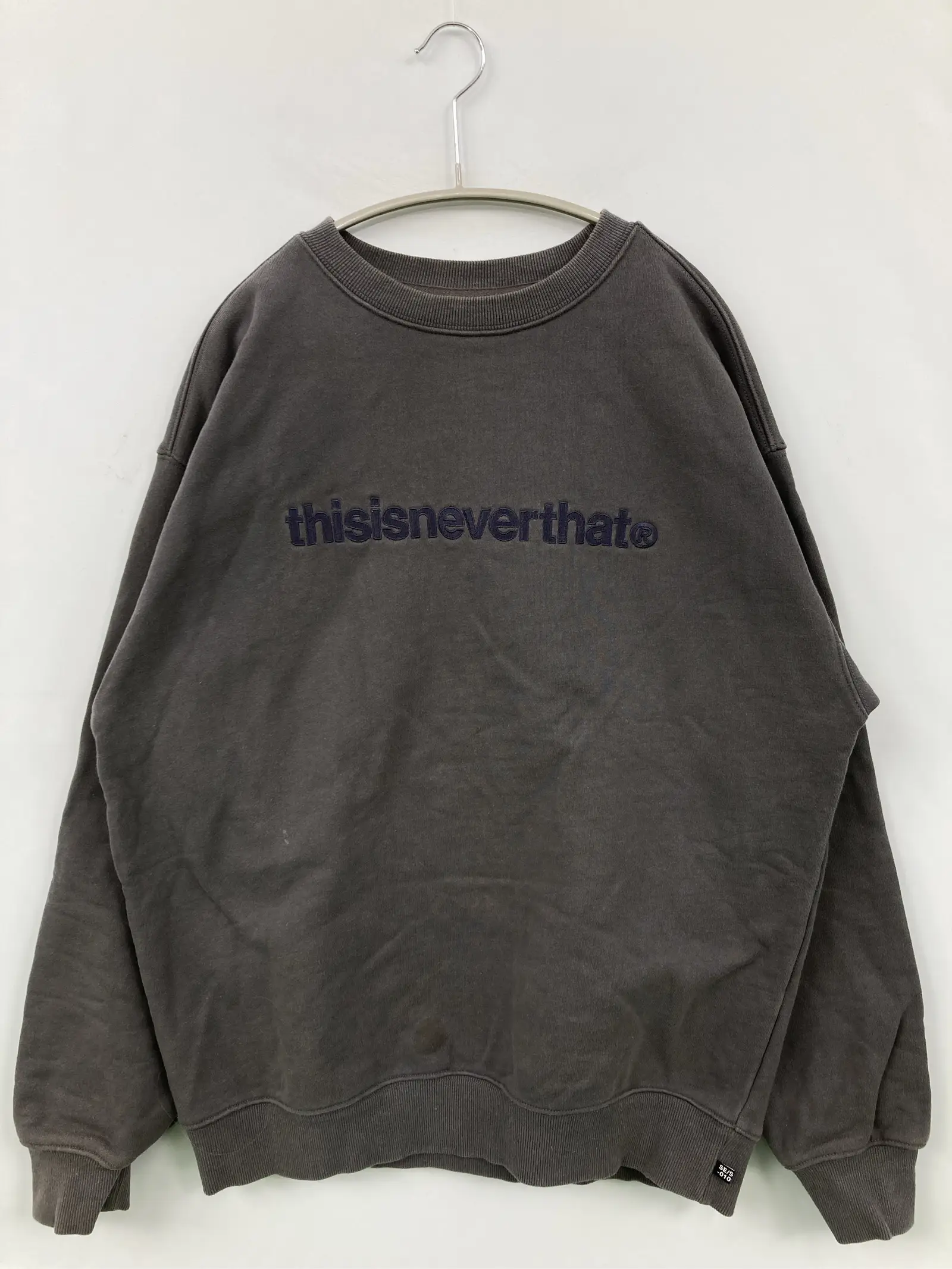 thisisneverthat/ディスイズネバーザット】スウェット M 韓国発の人気