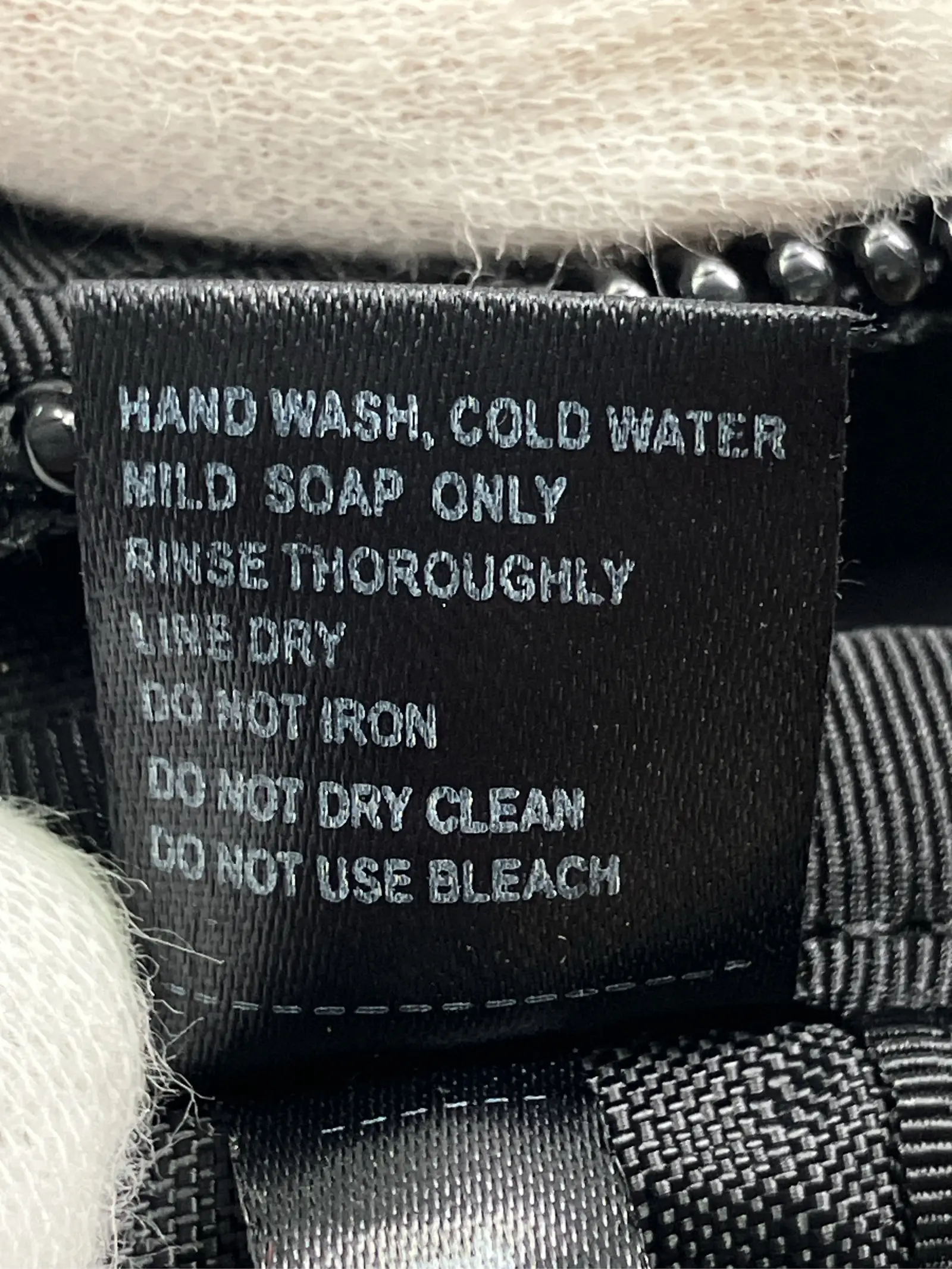 https://r2-worker.digdig.jp/product/57d7e913-be2e-4800-ab48-bd4999bfee92/f242cafc-11d3-48b6-a4bc-71df1c71c960