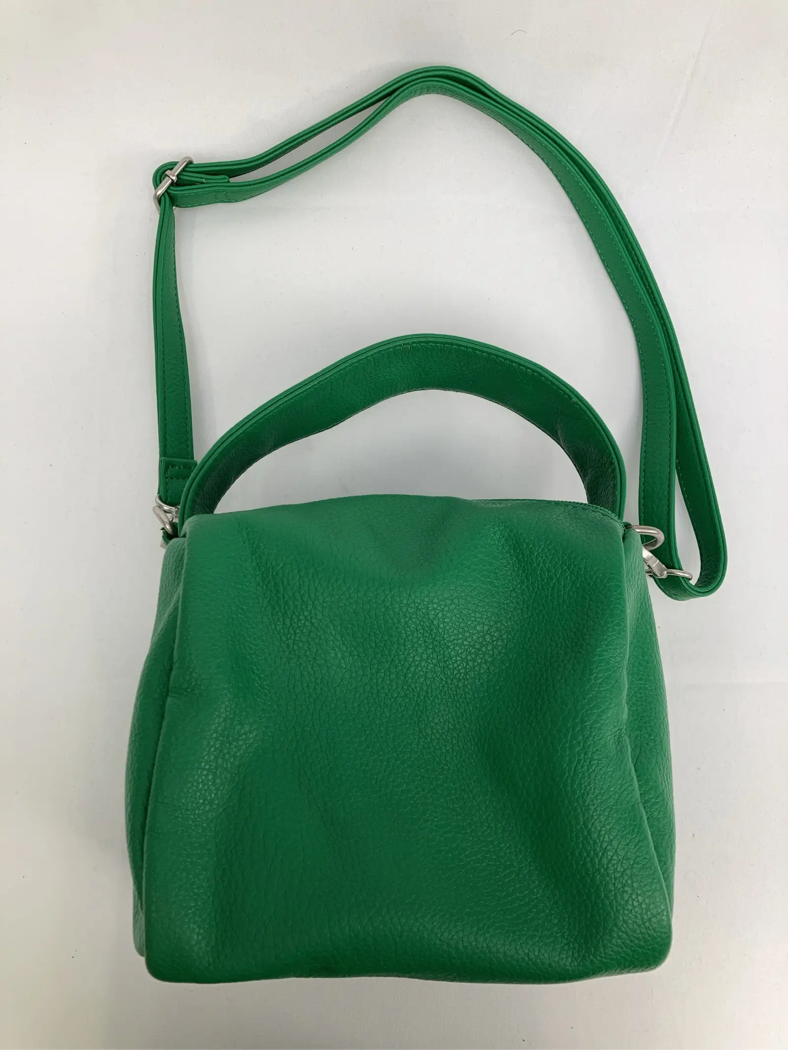 https://r2-worker.digdig.jp/product/5809e109-6275-40ab-8f35-fb86629ee103/d7d4066f-7b65-4555-a112-1c4b675ffc28