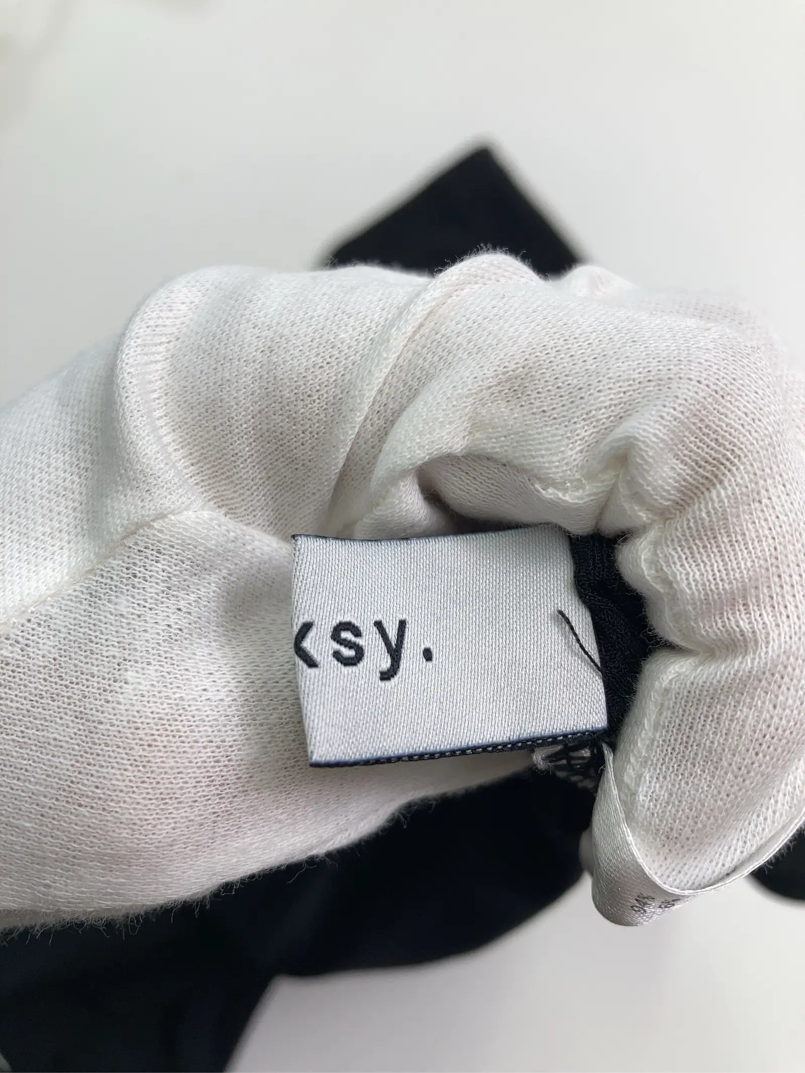 https://r2-worker.digdig.jp/product/581ae9b4-e57f-4851-ad6e-034f6cdff29b/2dd70fcf-6553-49e8-a287-94f971318b7c