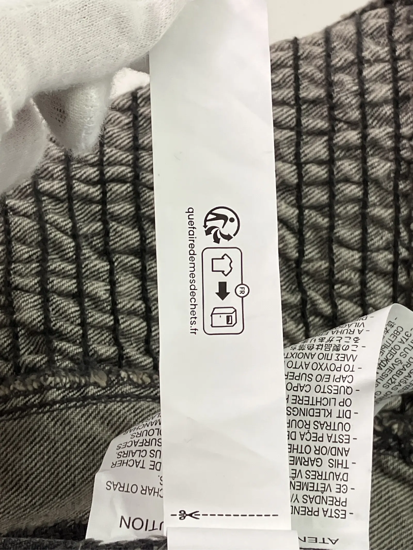 https://r2-worker.digdig.jp/product/58593776-1a16-4e5e-bfc9-a35c30173792/e7fa64fe-7d10-4786-8e01-ebead53c7dfd