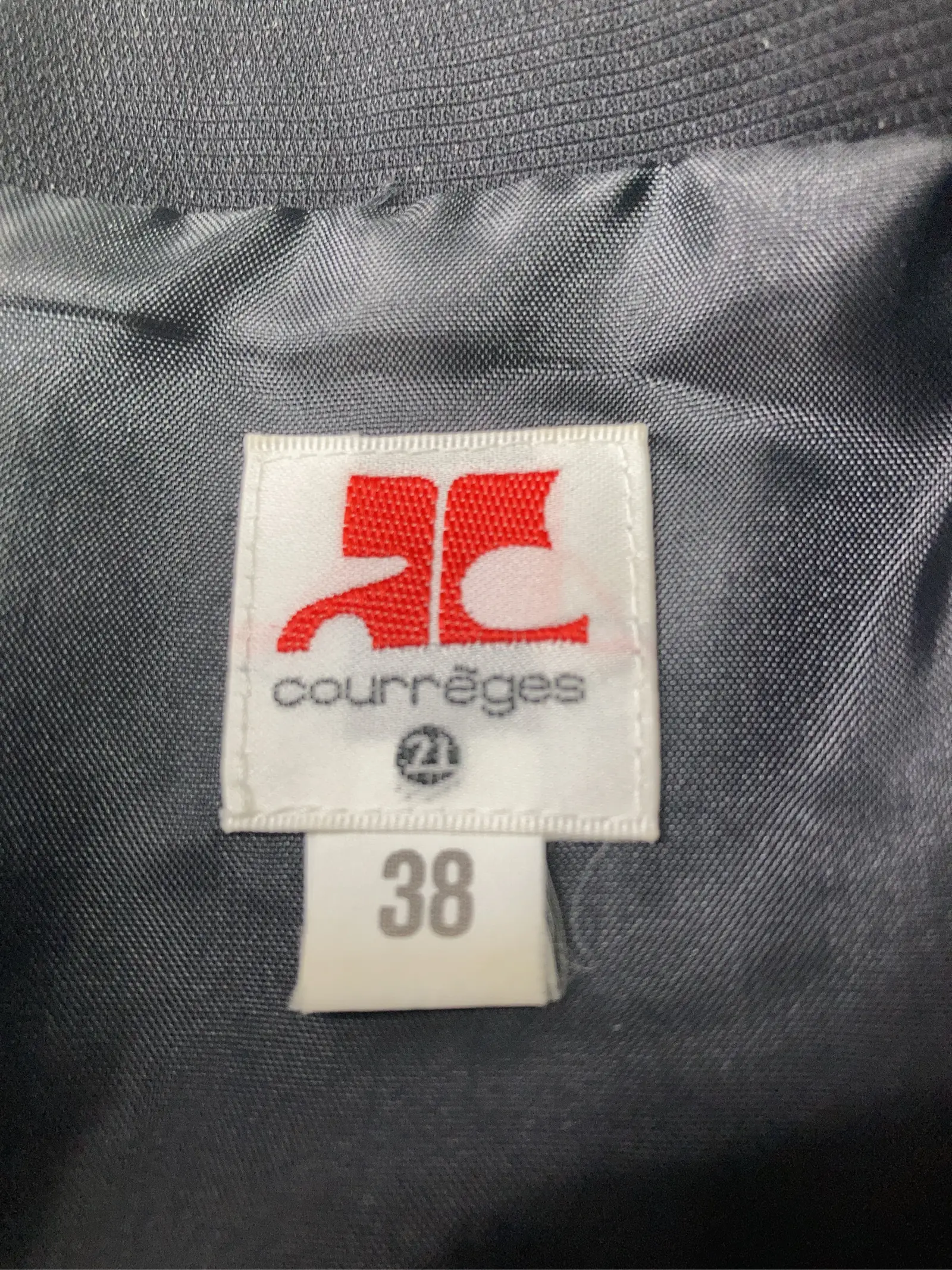 https://r2-worker.digdig.jp/product/58e00e69-f2be-4b9e-bbd7-2edc4695240a/7860a699-1260-4838-b089-8fc041f8ef73