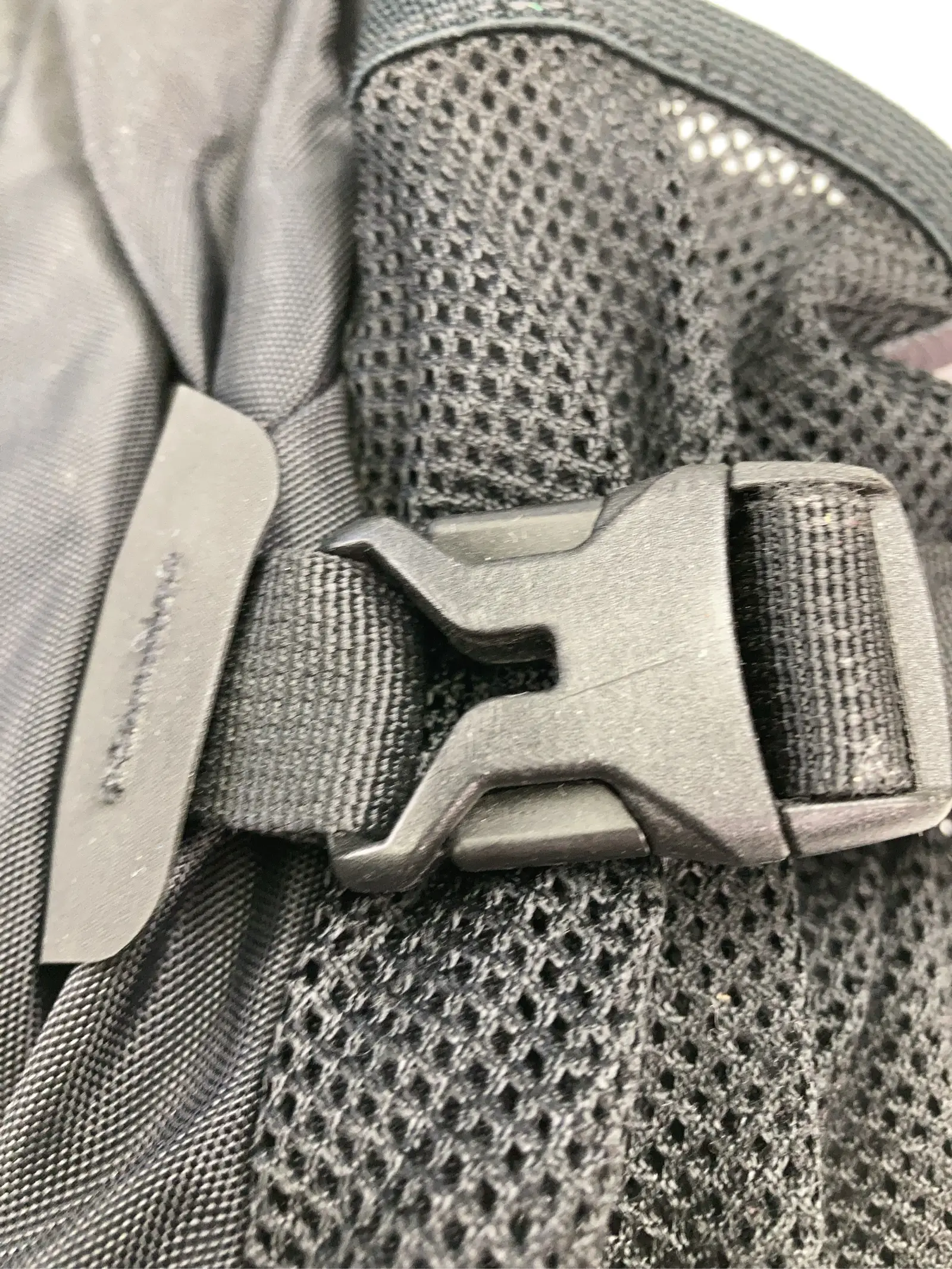 https://r2-worker.digdig.jp/product/599fe261-bf9f-4c56-ae49-7e632cf673e3/60b4f26d-73b6-4c36-9bfe-92c1bc5ea4fb