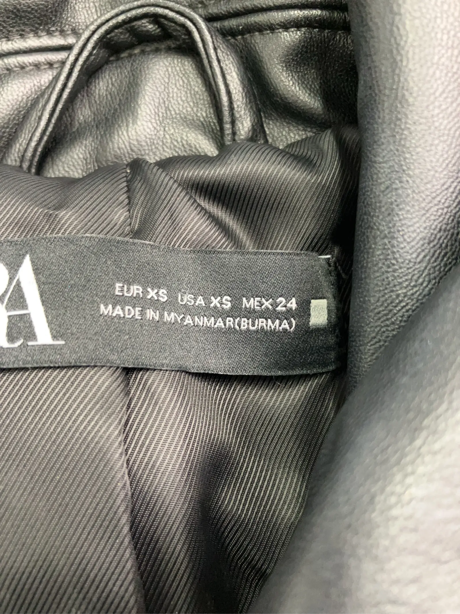 https://r2-worker.digdig.jp/product/59cfe46c-a4bb-4086-a657-c9ce0fde75d8/4d11694a-86dc-42a0-8253-40b9540b75be