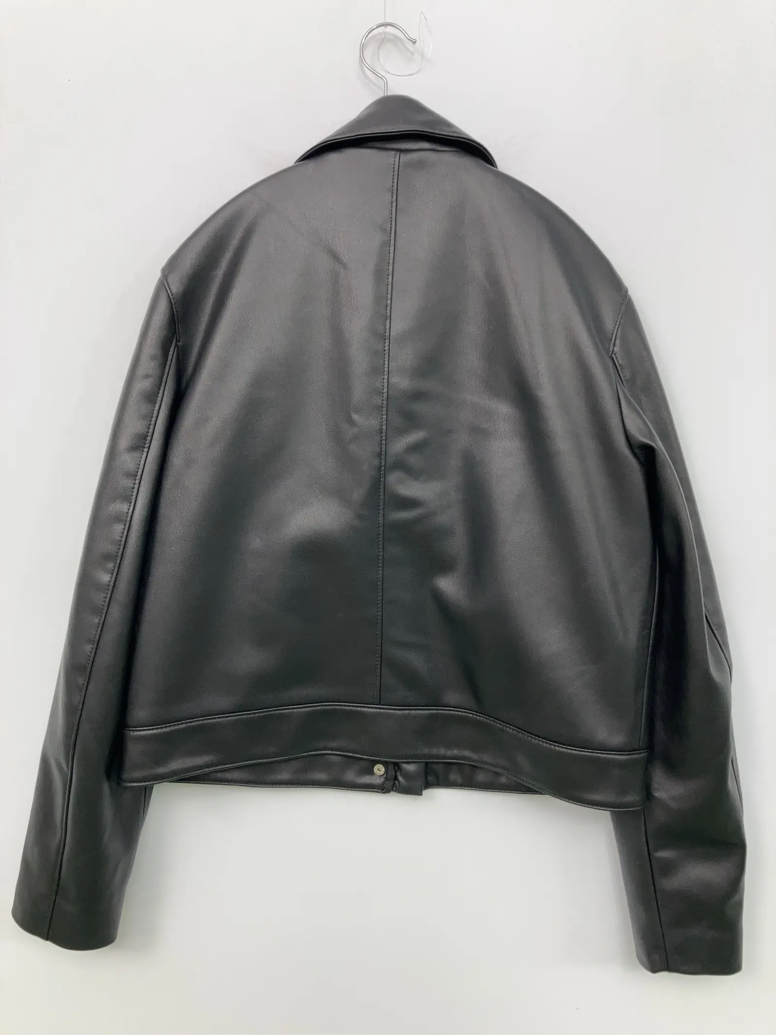 https://r2-worker.digdig.jp/product/59cfe46c-a4bb-4086-a657-c9ce0fde75d8/82ec717e-1dd4-4f51-bb33-e1be11061a20