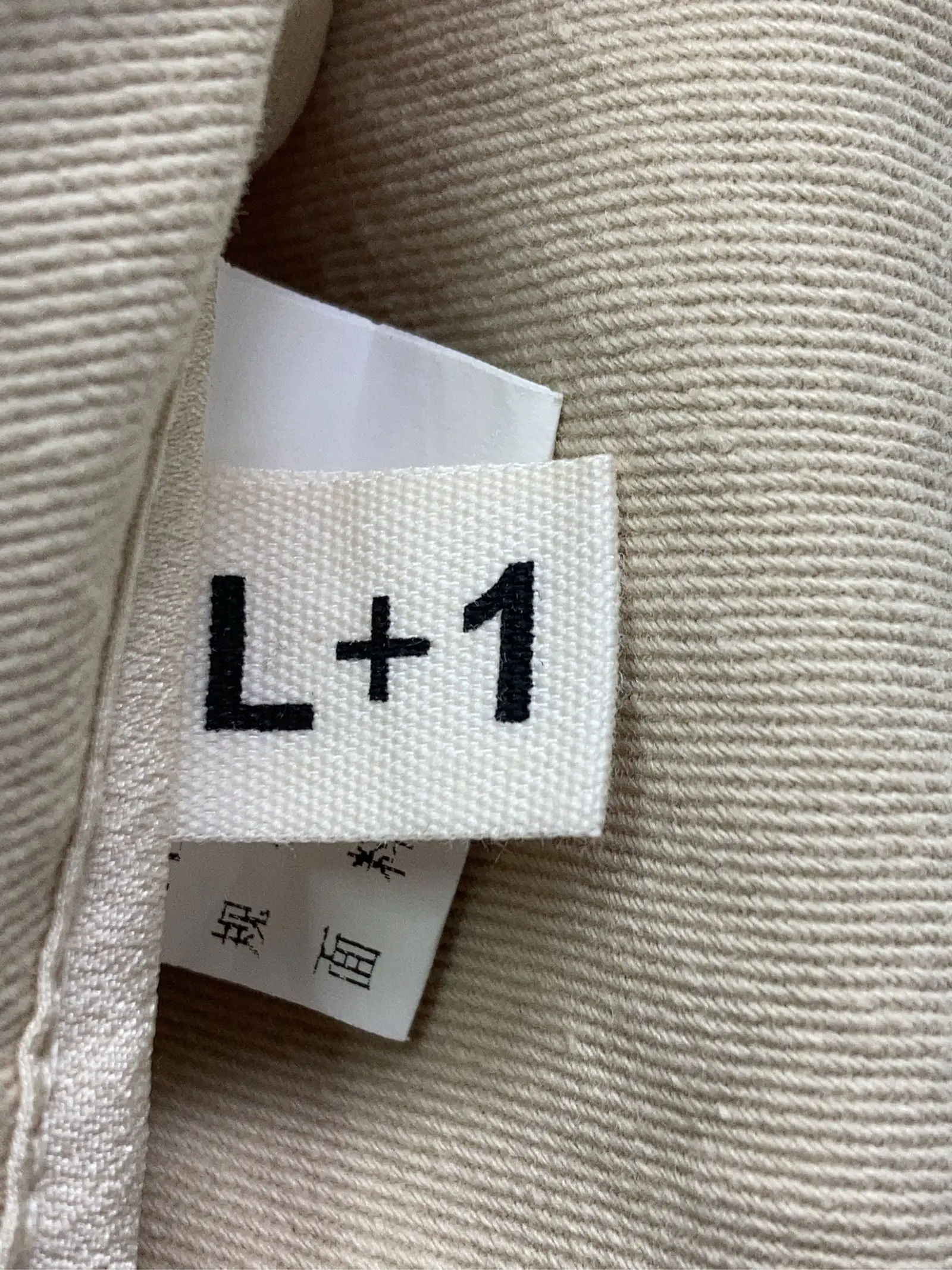 https://r2-worker.digdig.jp/product/5bc5995c-26bf-4291-95a5-72a457f377b5/8db2cf27-4654-45e4-a54b-70c3d50c41f8