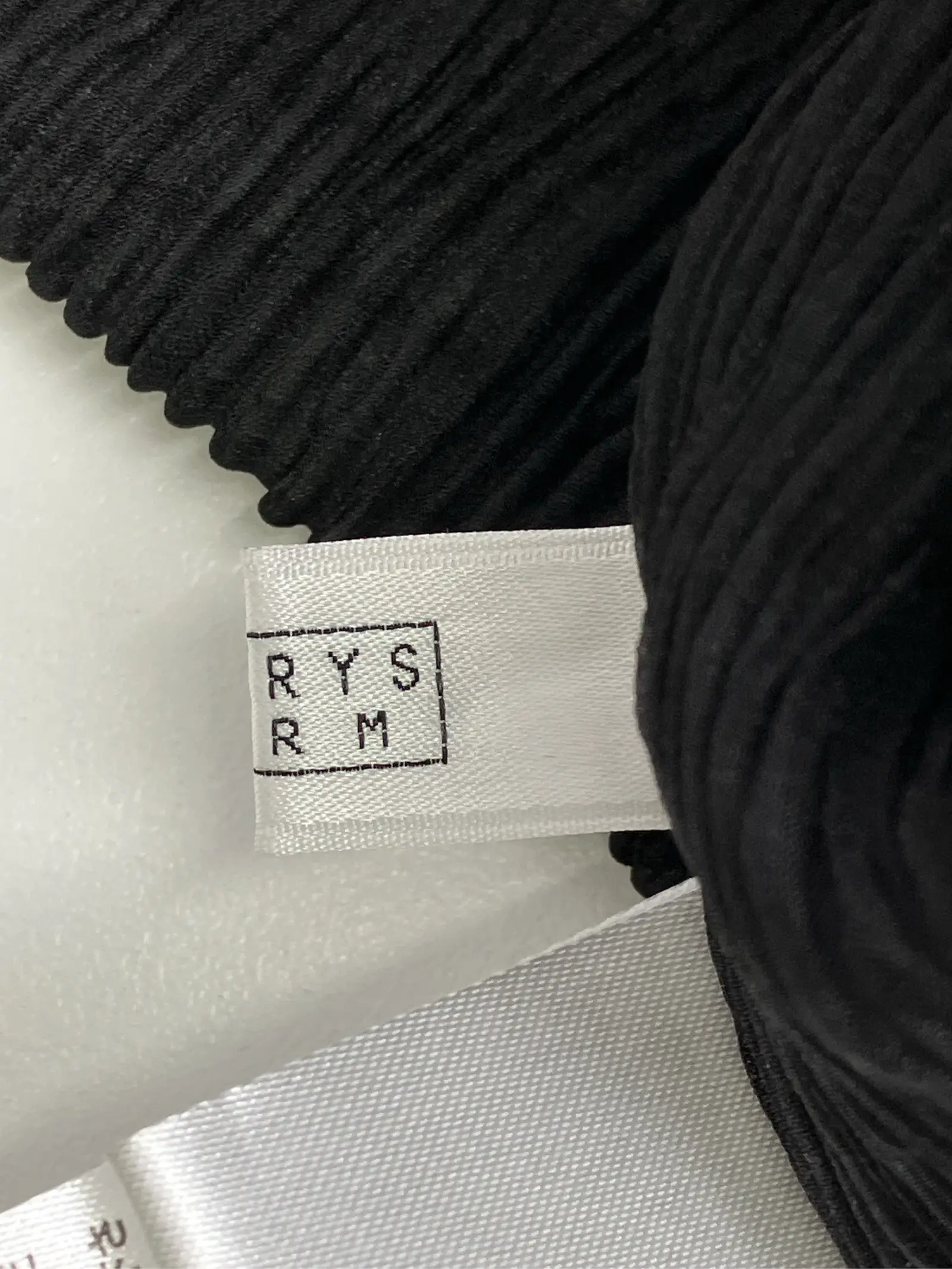 https://r2-worker.digdig.jp/product/5bf1c7b3-4494-4024-947b-409079608393/1aec45e4-1d94-44bd-81ff-4e771006633e
