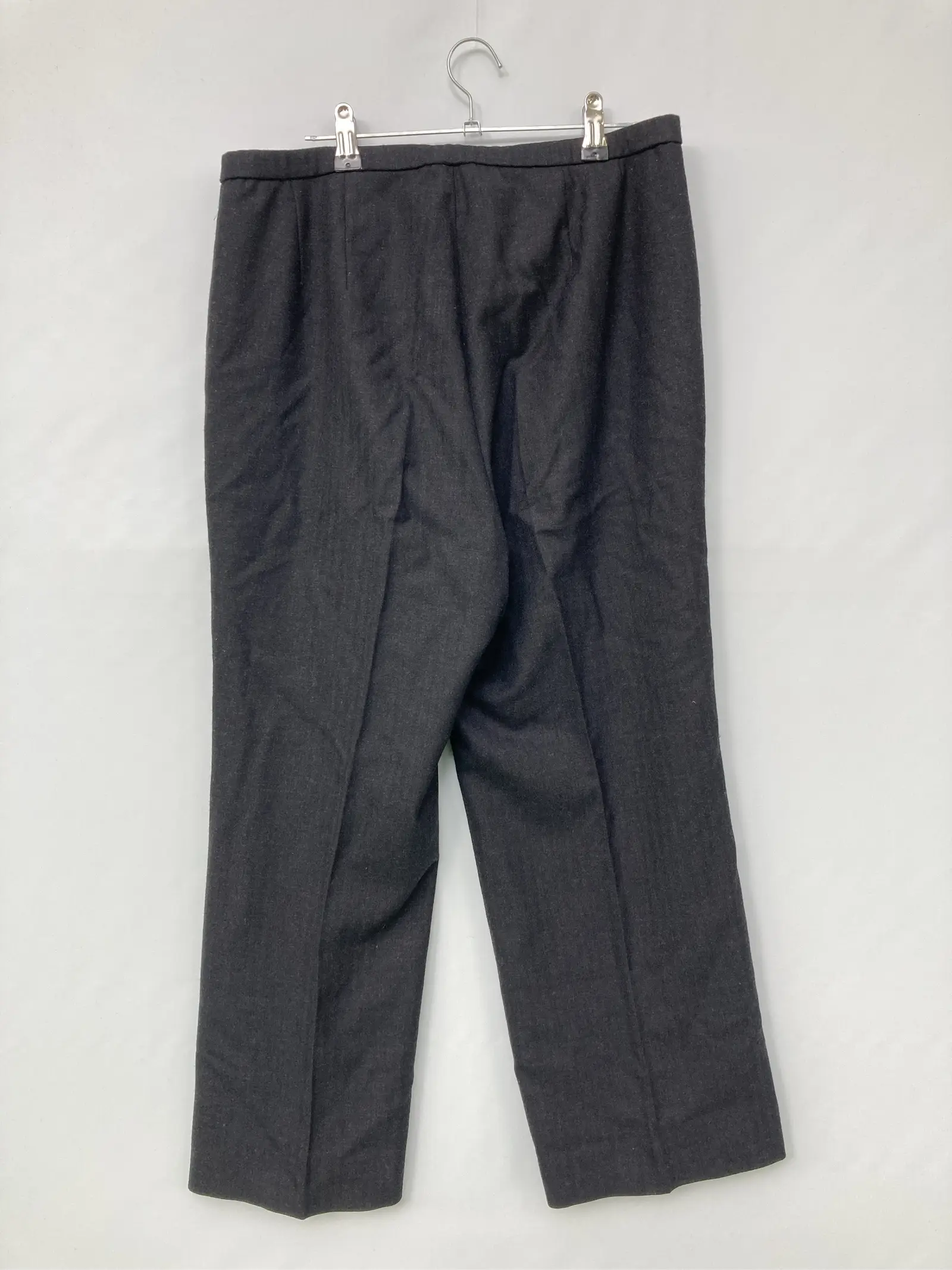 https://r2-worker.digdig.jp/product/5bfd3a1a-52fd-429c-954b-9f56f7bf5600/393ffb06-d4b3-45fb-891c-8a0a9d065f15