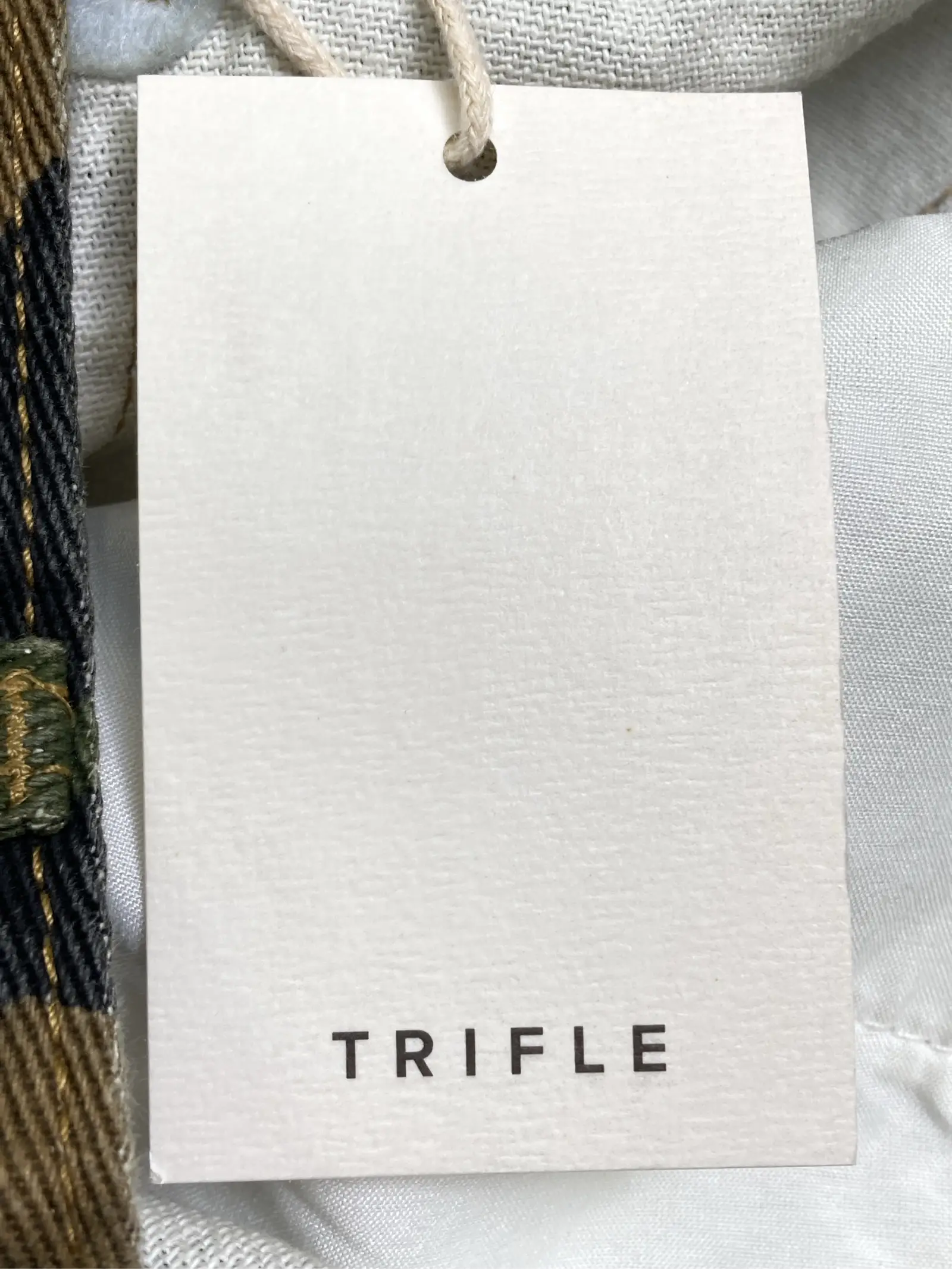 https://r2-worker.digdig.jp/product/5c8870d1-132c-44b7-8009-51e0d590985f/8c78b5cb-cff1-4606-a9f5-0a4db8b6e18d