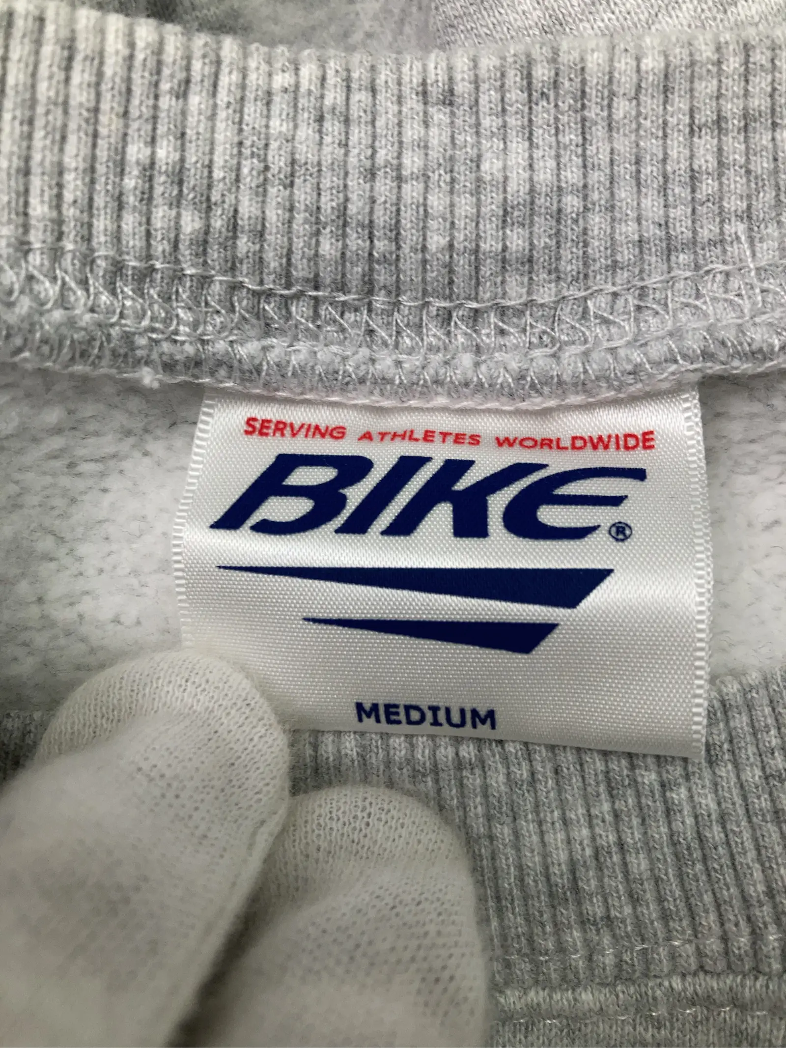 https://r2-worker.digdig.jp/product/5d1c5f6e-e736-4608-a03f-d193af883cc9/59d3a334-2269-4dd0-a78b-1c7e438f0b54