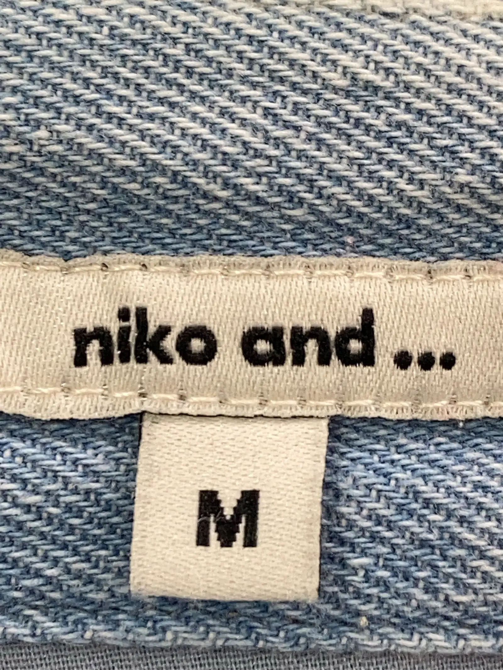 https://r2-worker.digdig.jp/product/5d5307a0-6e38-4e9b-aeec-88f7b1a66a2f/51c156bc-e031-45a0-9622-3086c3463064