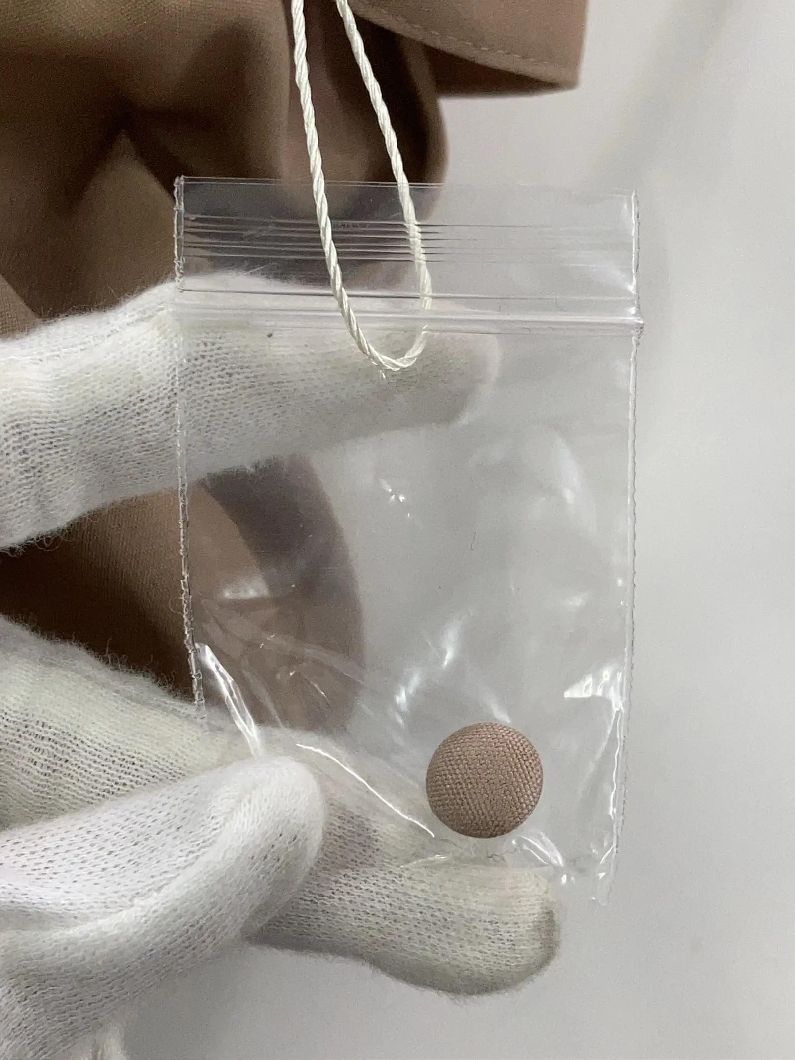 https://r2-worker.digdig.jp/product/5de391c5-79d9-402f-a44c-fd8a3f54ca1c/9b2857f7-3eaf-42ac-a50c-c10cf709fd46