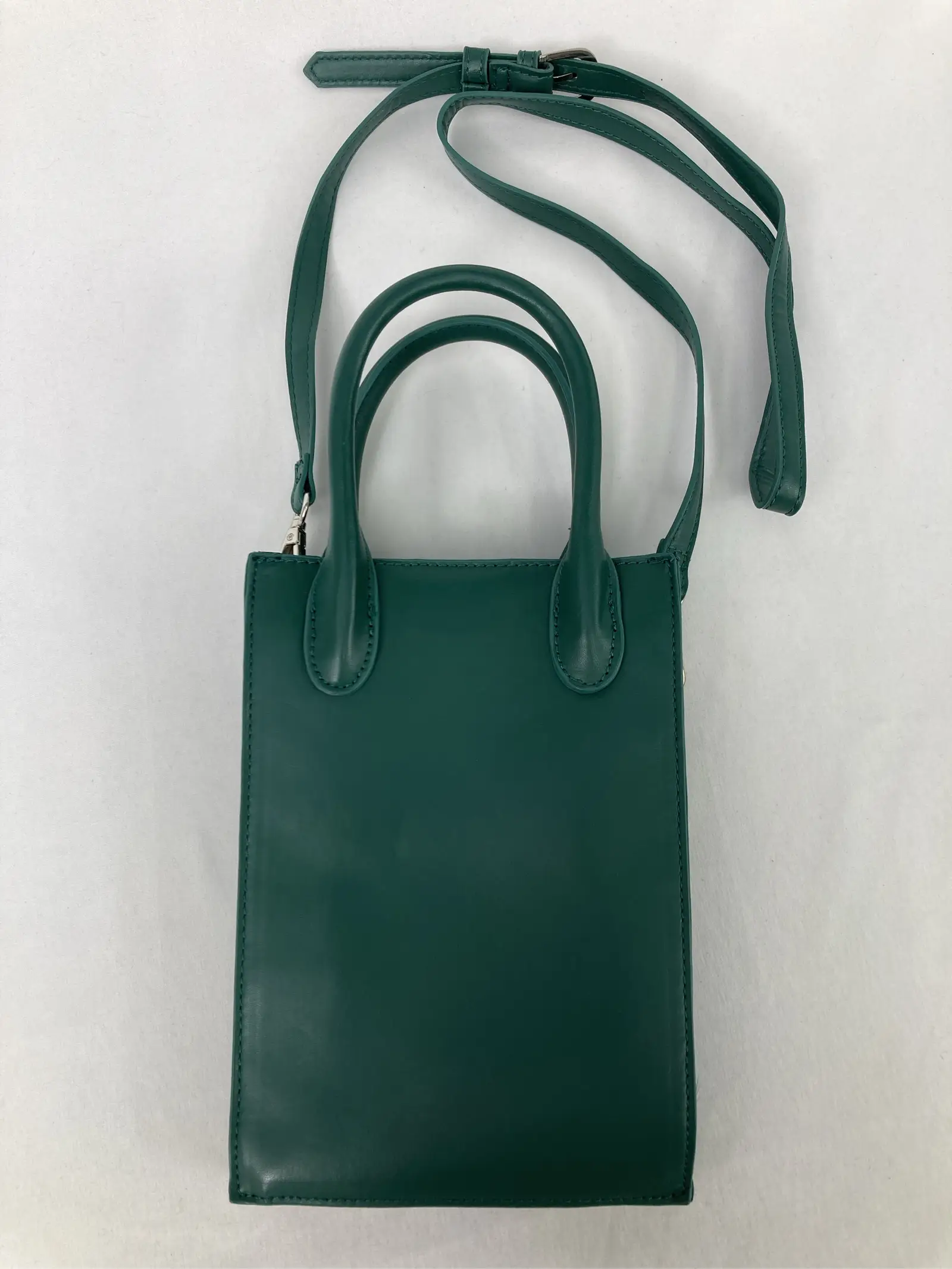 https://r2-worker.digdig.jp/product/5dff21b0-a20a-4a3b-a6d7-bc0c0314afe0/64aa8be5-73e8-4bd7-a323-9b6fc8ef6bfb