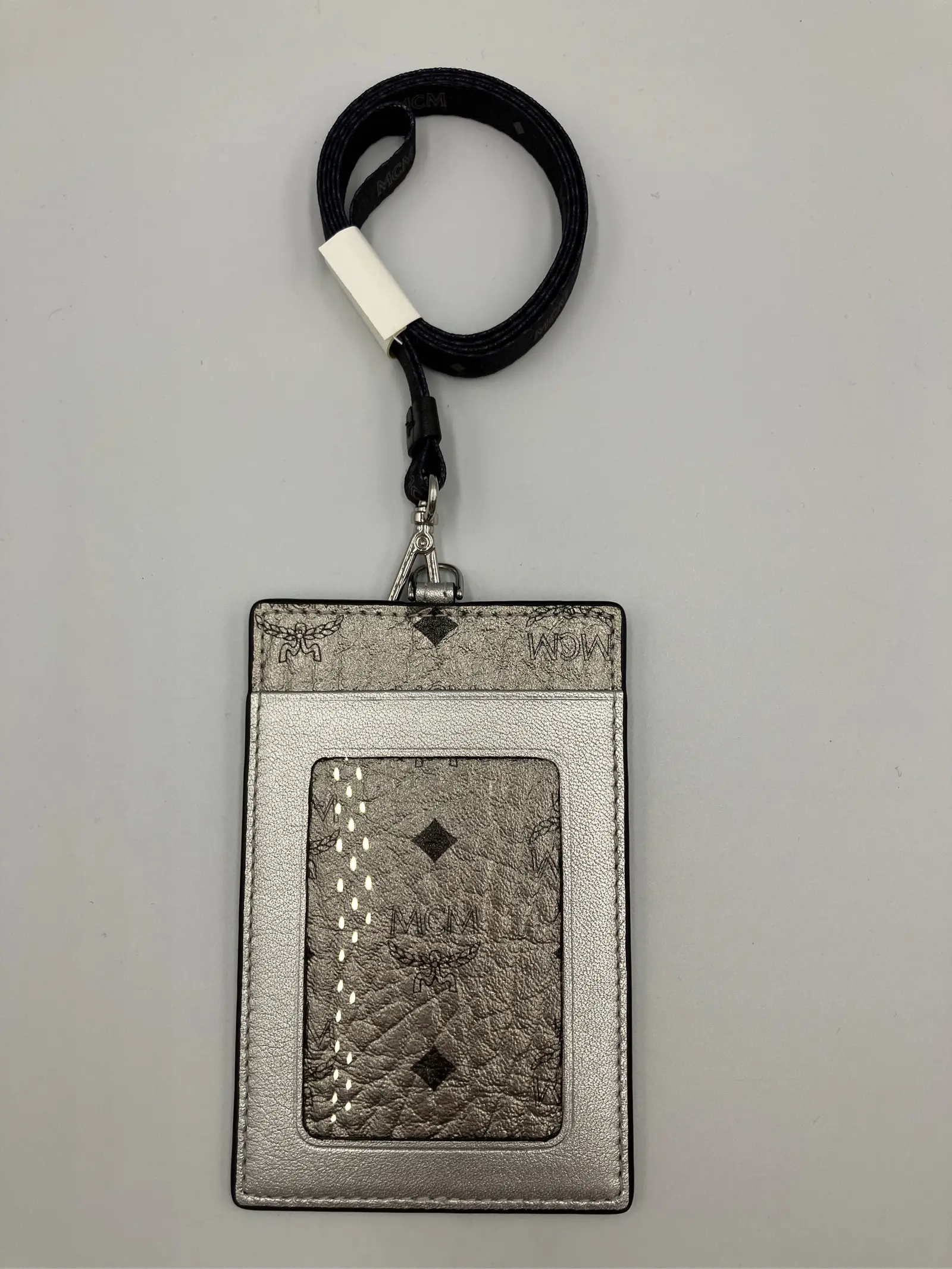 https://r2-worker.digdig.jp/product/5e55756b-771f-49fe-9c7a-46912bcf5aa0/68d2724e-7e33-45e8-bedc-9d1c9eb333b8