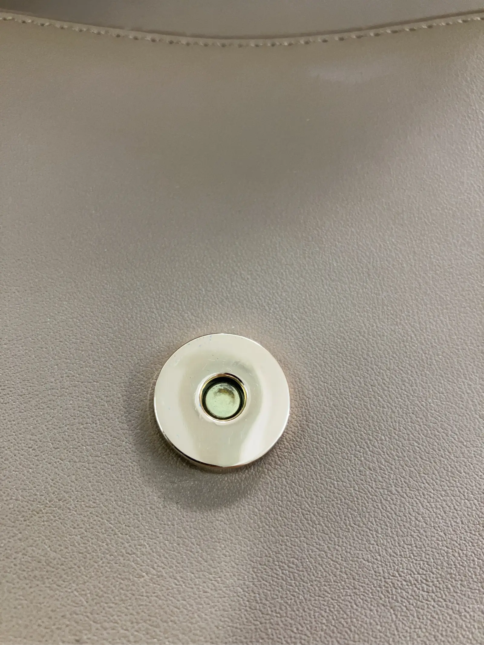 https://r2-worker.digdig.jp/product/5e9ac724-572f-4d68-8919-78c03d45c6c2/50bb269c-9635-465d-a966-04ac5de7b885
