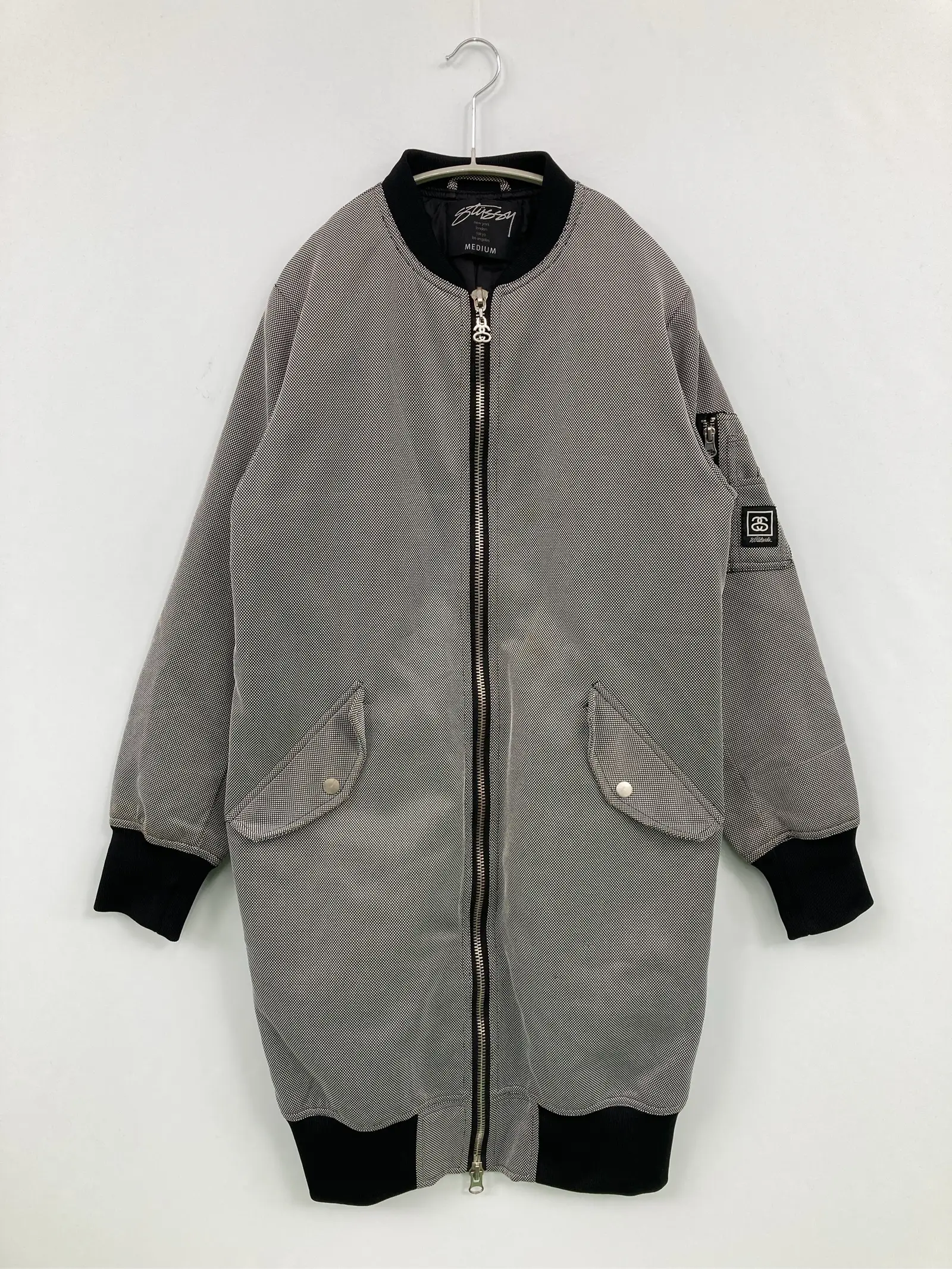 https://r2-worker.digdig.jp/product/5fd4889b-a94c-44d5-9cbc-b0d53b70ab51/331be861-4cef-4cd2-85d4-a6e3f7b9d472